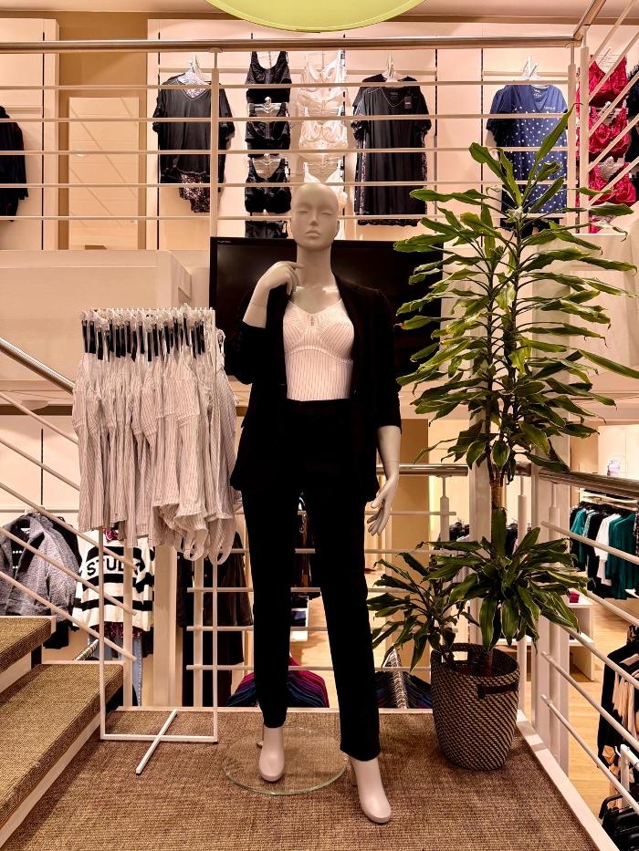 Ulla Popken | Große Größen | Stuttgart, Lange Straße in Stuttgart