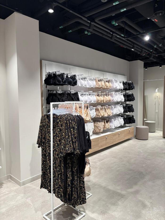 Ulla Popken | Große Größen | Lübeck, Herrenholz in Lübeck