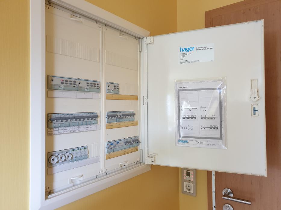 Peter Czarnetzki Elektroinstallationen, Heerstraße in Bergheim