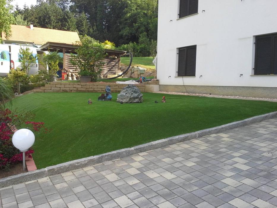 Rasen Maierhold, Oedt in Ragnitz