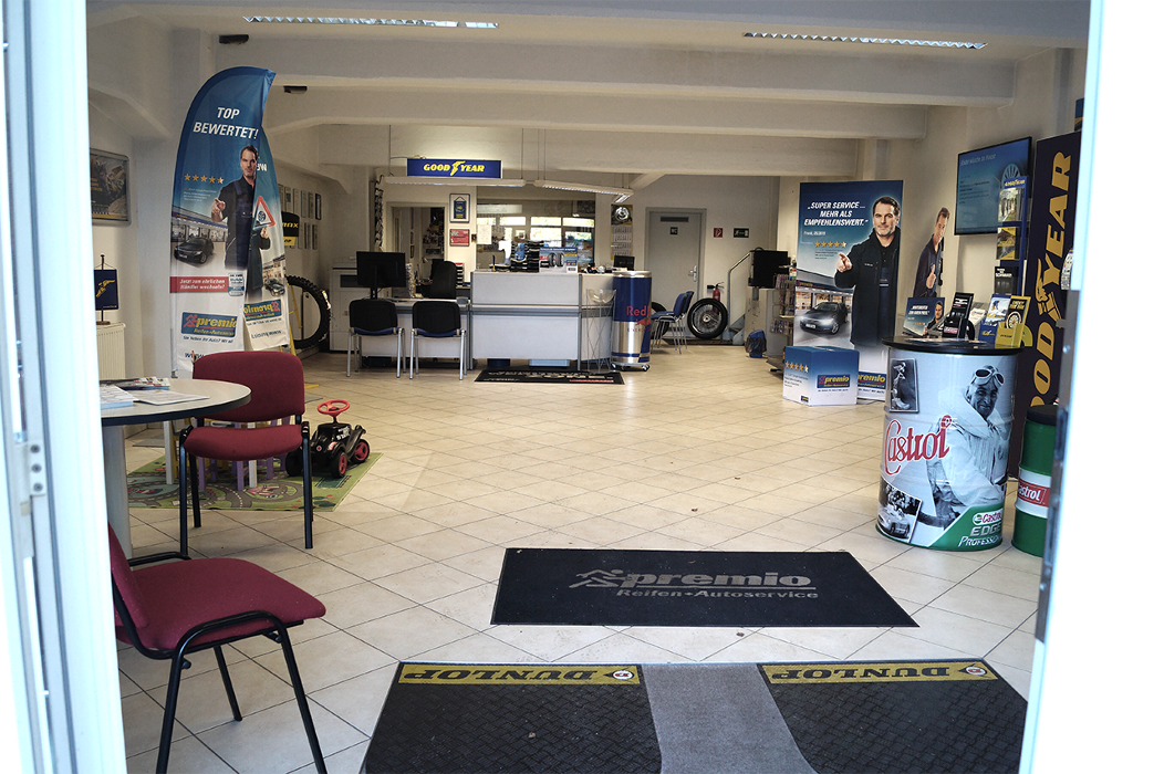Premio Reifen + Autoservice RATIO-MOBIL Autohandel und Service GmbH, Neue Marienberger Straße in Zschopau