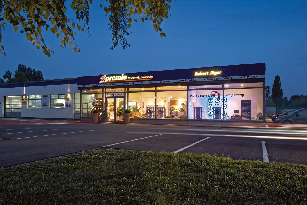 Fotos - Premio Reifen + Autoservice Robert Jäger GmbH & Co. KG - 24