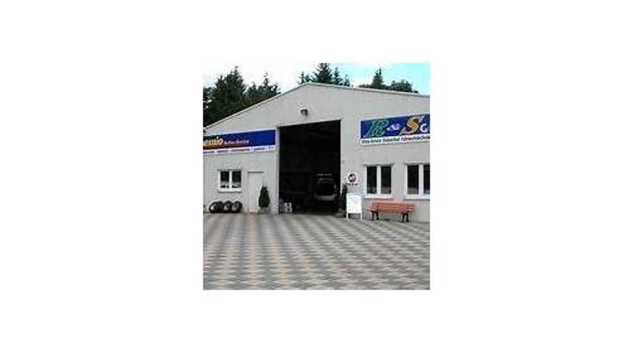 Premio Reifen + Autoservice R & S Reifenhandel GmbH, Kaiserslauterer Straße in Homburg