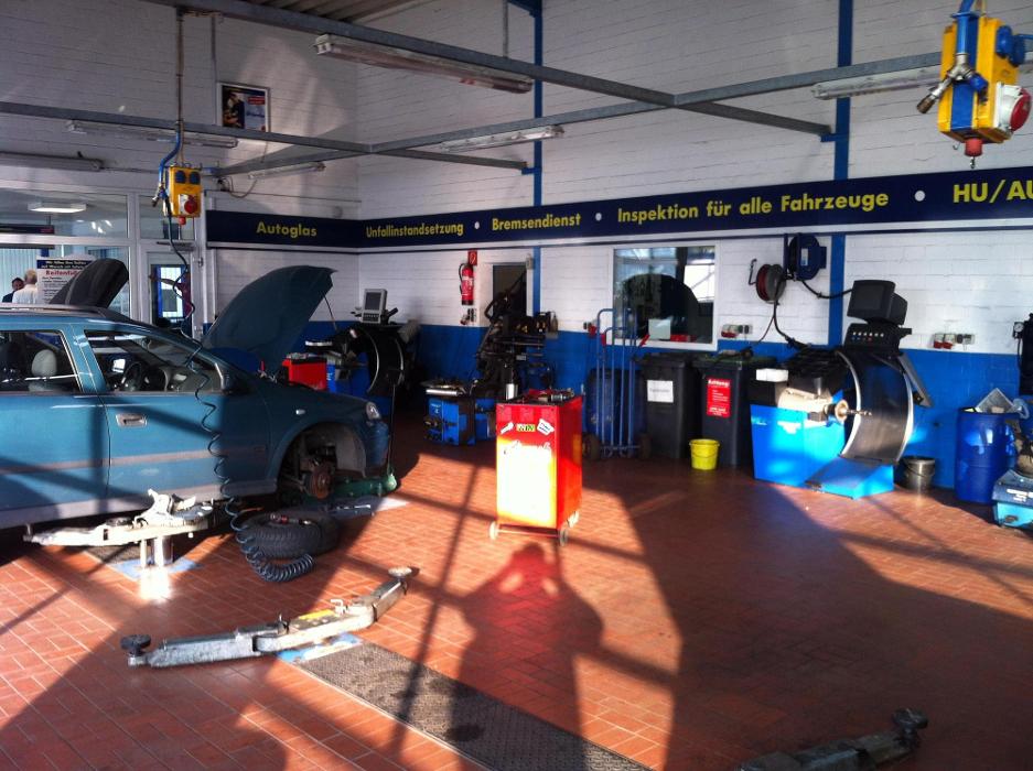 Premio Reifen + Autoservice Ludger Gelhaus GmbH, Huntestraße in Friesoythe