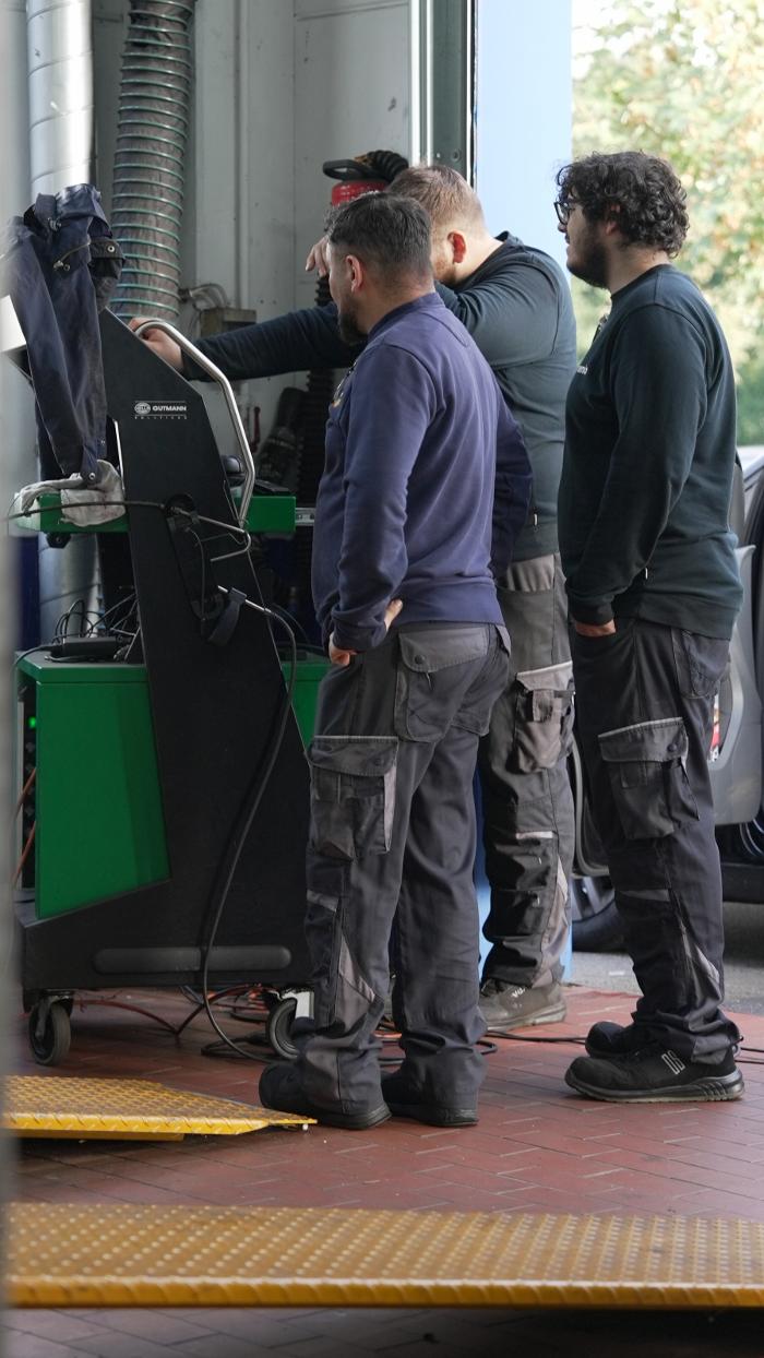 Premio Reifen + Autoservice Lankenau & Kurtze GmbH, Heidlerchenstraße in Bremen