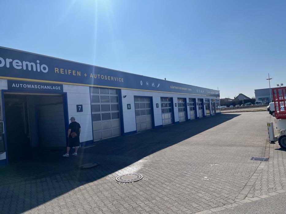 Premio Reifen + Autoservice Günther Reinhardt GmbH, Lerchenbergstraße in Dornstadt