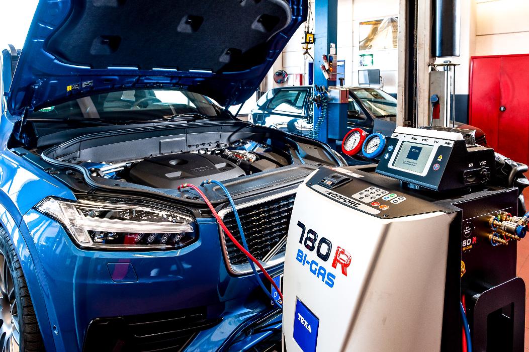 Premio Reifen + Autoservice Eggert, Bei der Pferdehütte in Lüneburg