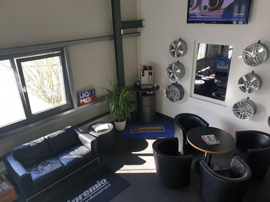 Premio Reifen + Autoservice Reifen Schmitz GmbH, Schloitweg in Soest