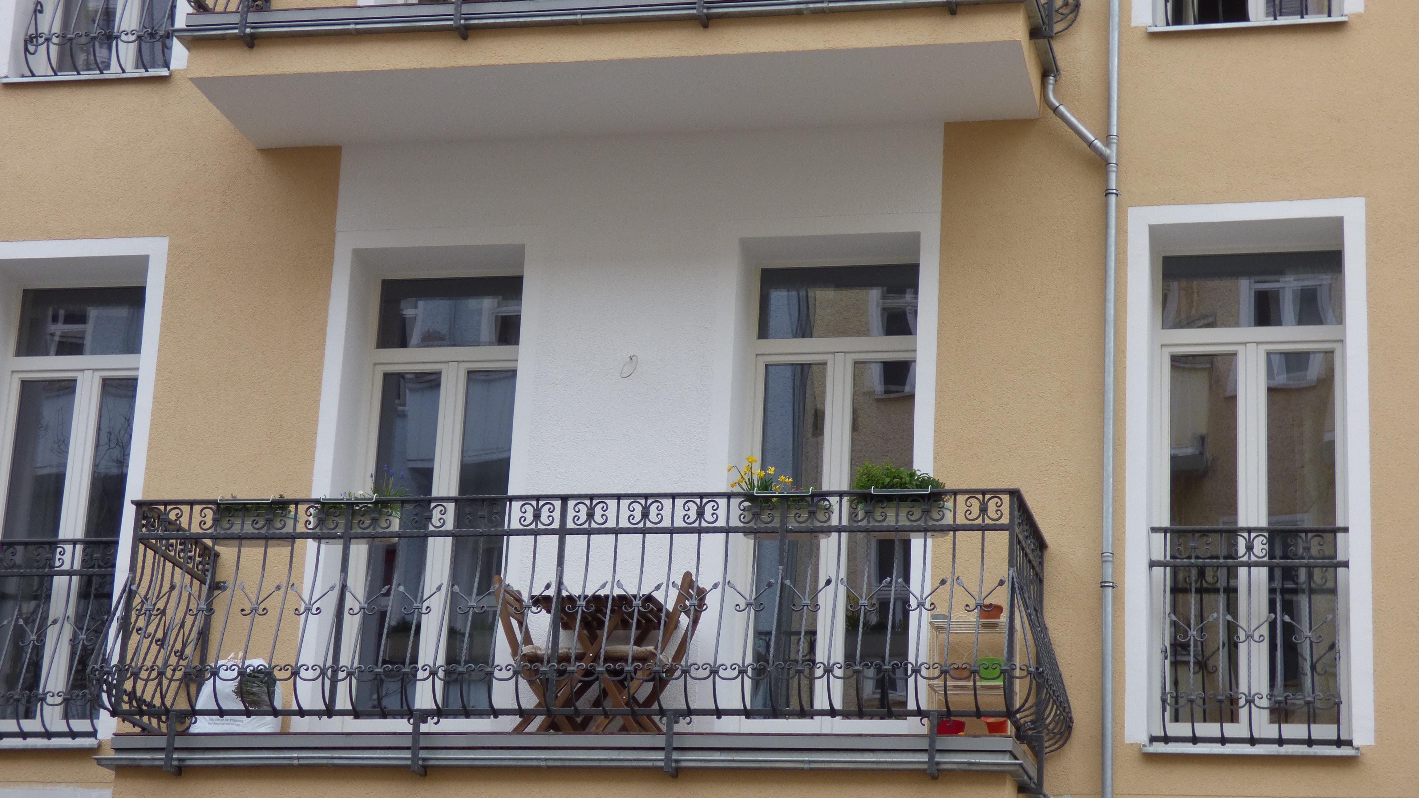 Immobilienwerte24 UG, Emser Straße in Berlin