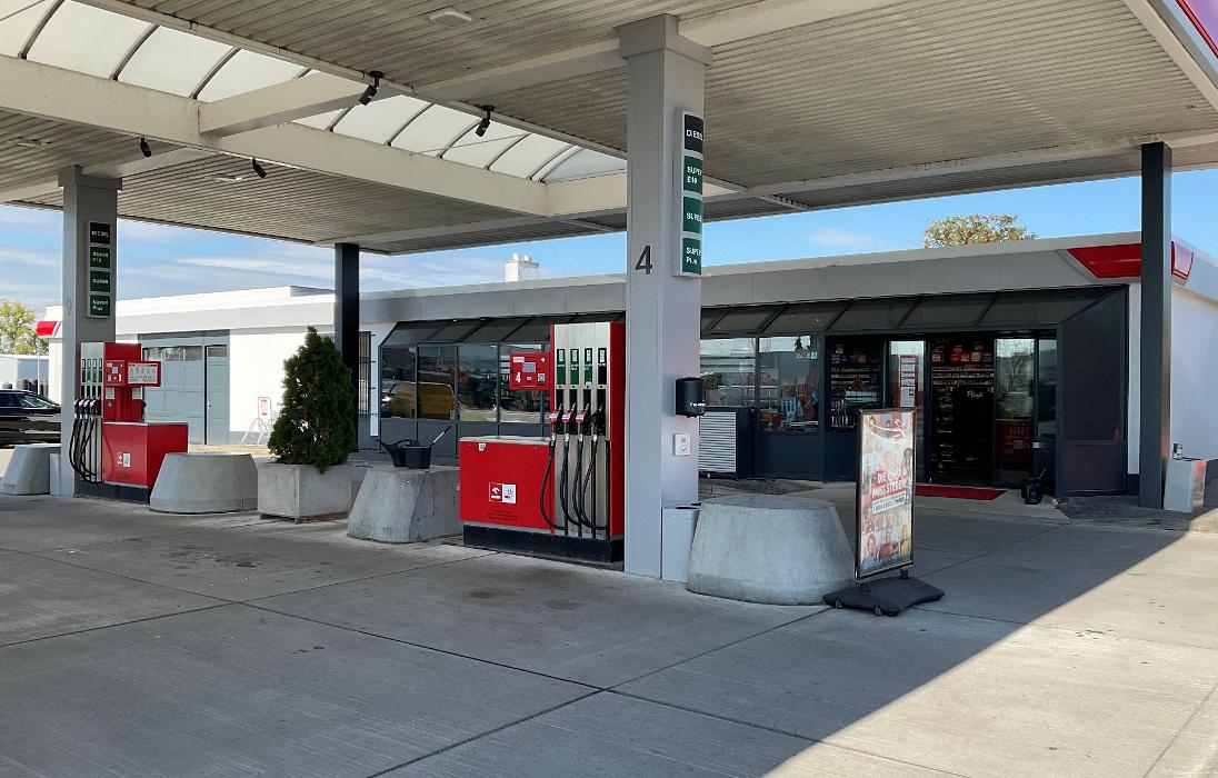 star Tankstelle, Reichsstraße in Mockrehna