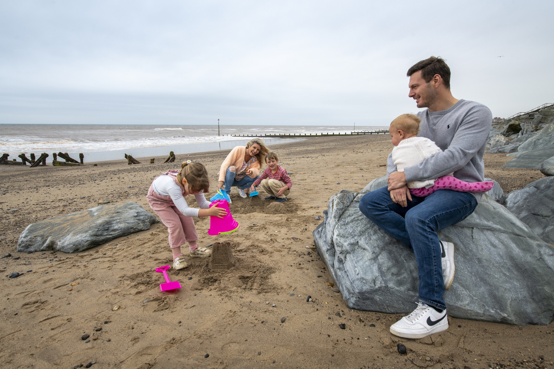 Parkdean Resorts Withernsea Sands Holiday Park, East Yorkshire Withernsea 03301 234965