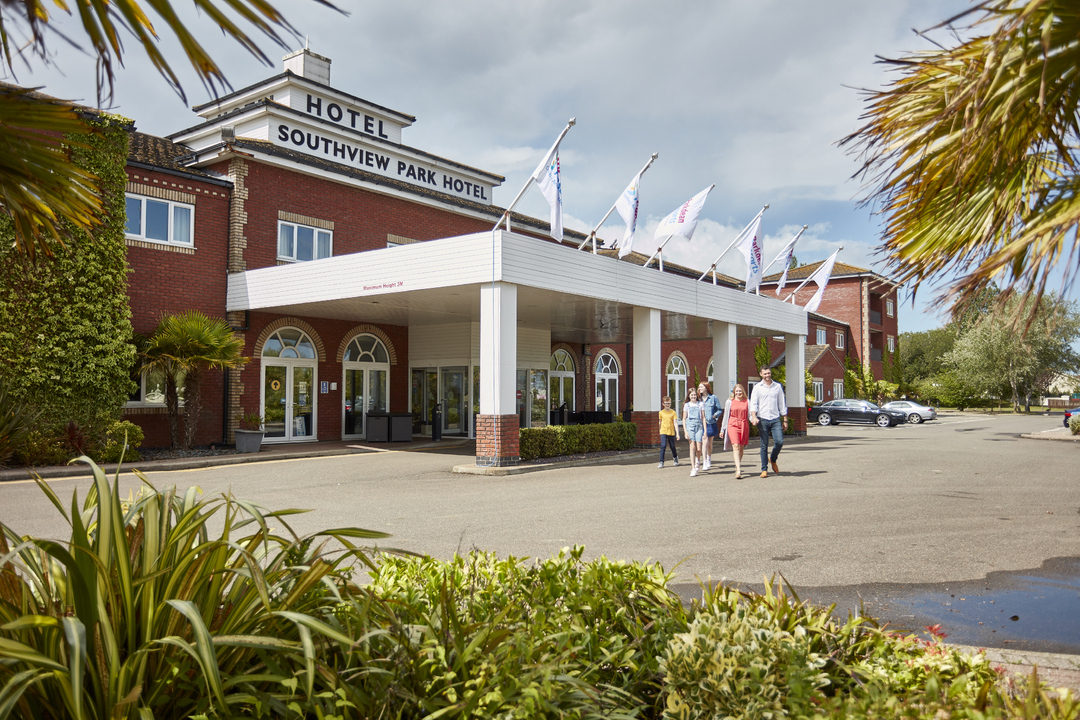 Parkdean Resorts Southview Holiday Park Hotel, Skegness Skegness 03301 234954