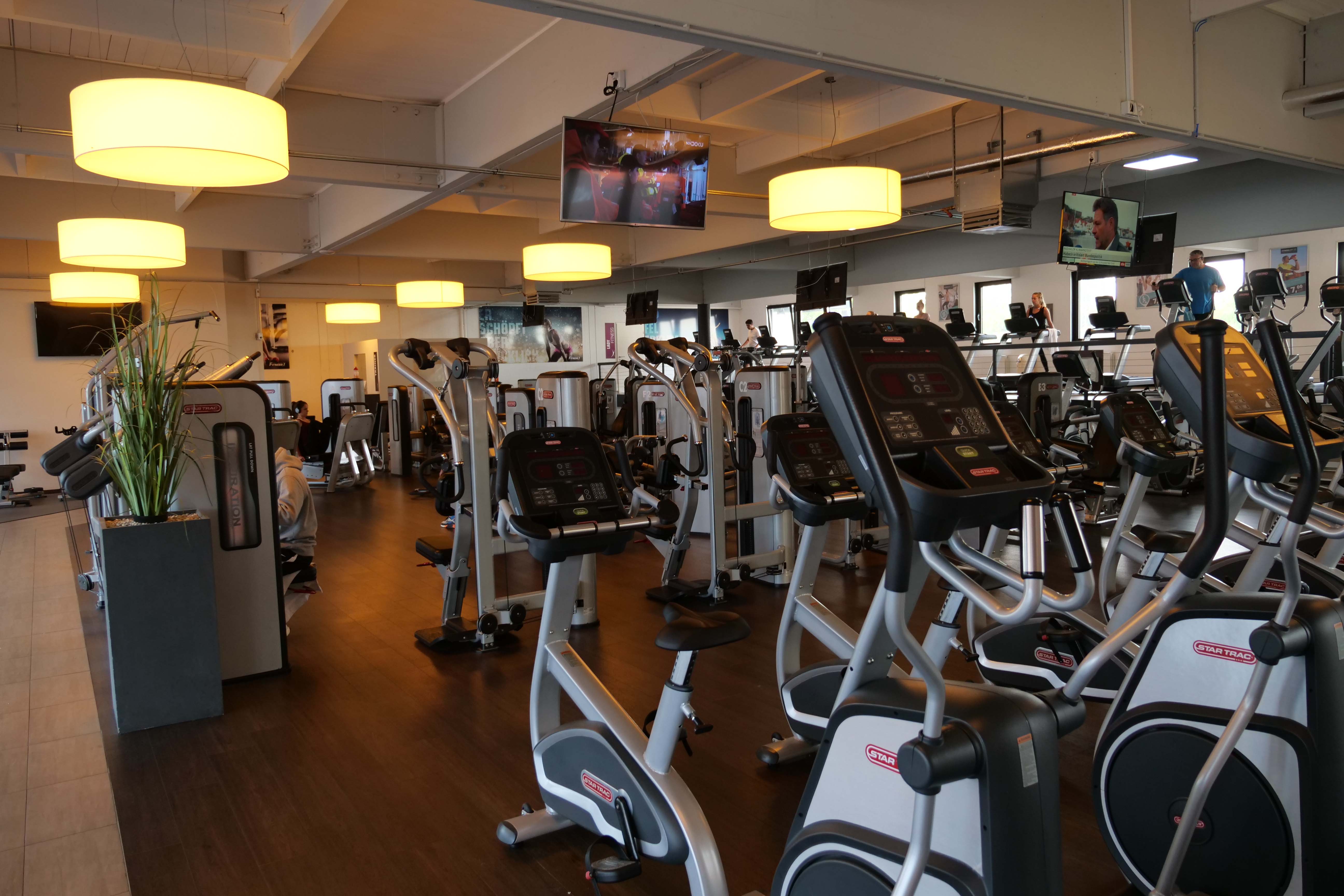 FitnessLOFT Bielefeld 33609 Bielefeld Öffnungszeiten | Adresse | Telefon