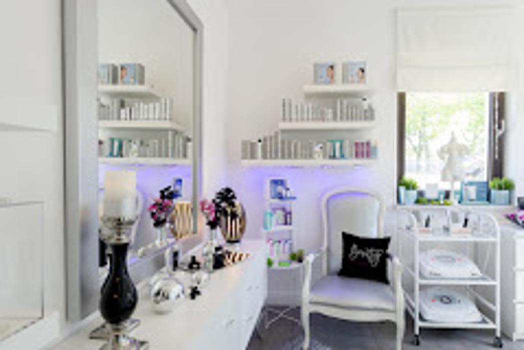 Bild zu Kosmetistudio Beauty by Kinga Godawska in Werneuchen Bild zu Kosmetistudio Beauty by Kinga Godawska in Werneuchen