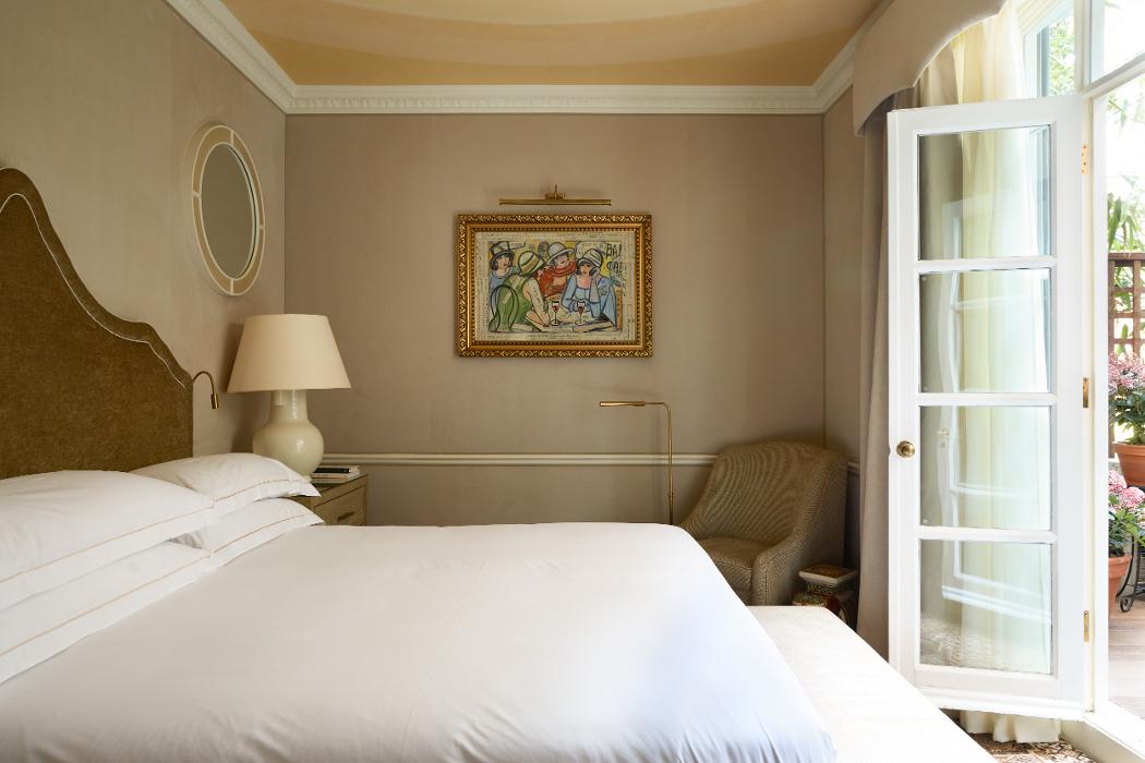 The Victoria & Albert Suite