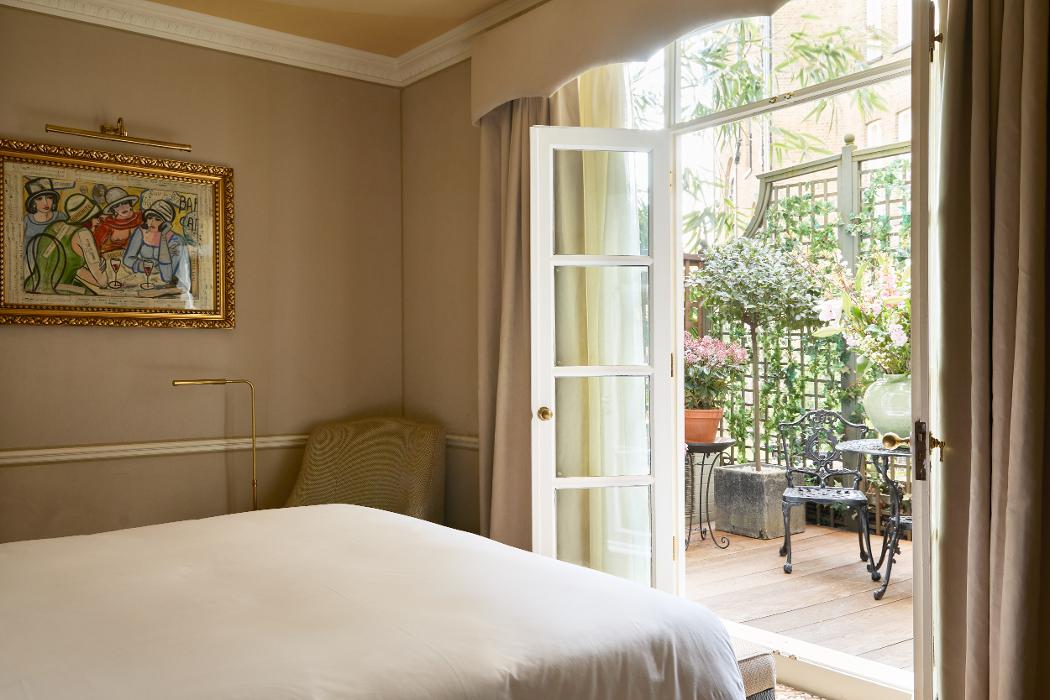 The Victoria & Albert Suite