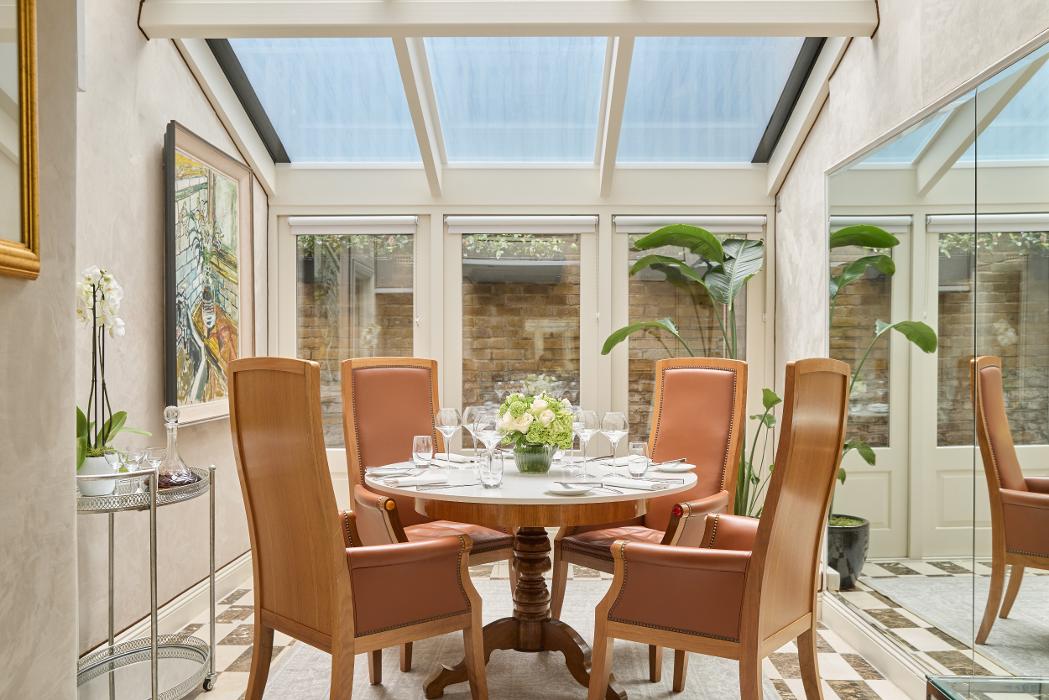 The Montague Guv'nor's Suite