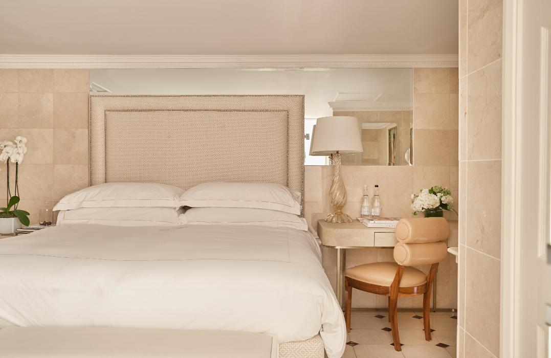 The Montague Guv'nor's Suite