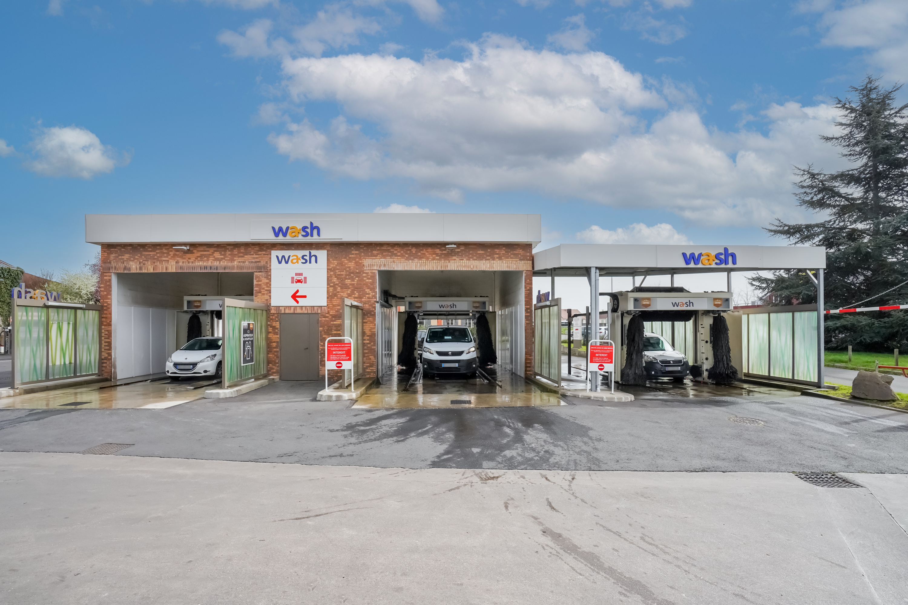 This is a picture representing NF042031 (FUELING) - RELAIS ST BRICE SOUS FORET