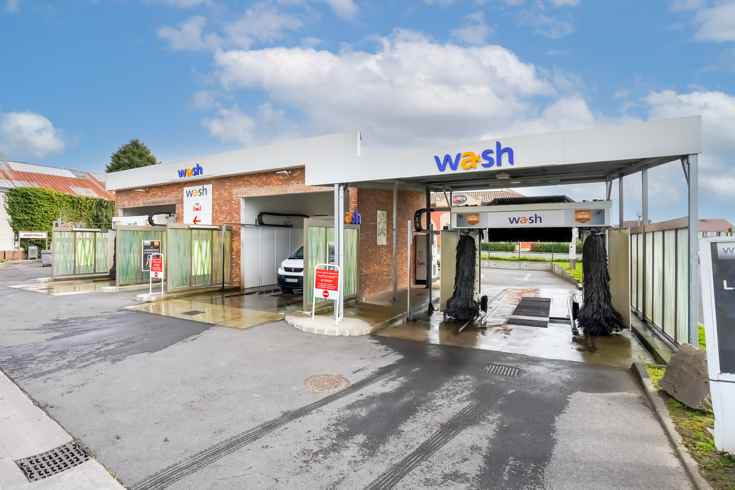 This is a picture representing NF042031 (FUELING) - RELAIS ST BRICE SOUS FORET