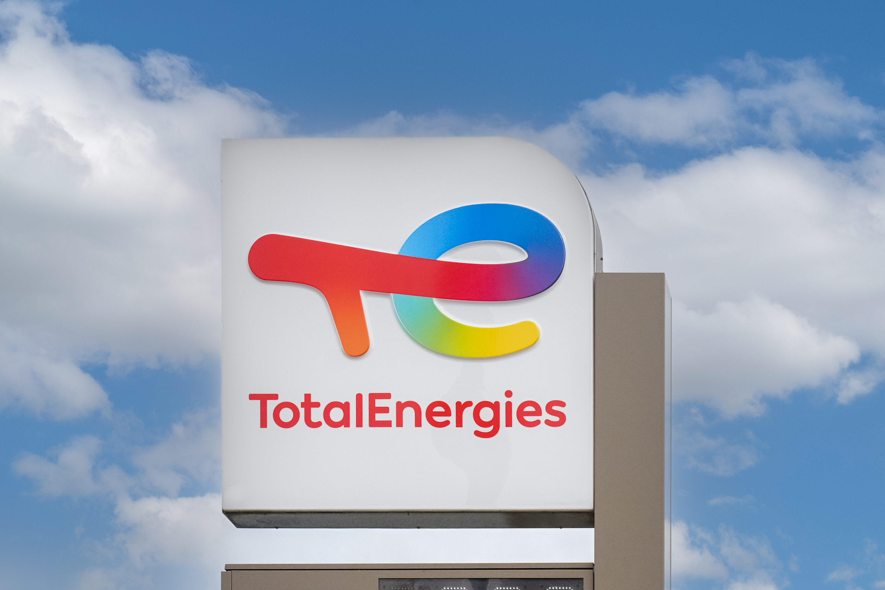 This is a picture representing NF042031 (FUELING) - RELAIS ST BRICE SOUS FORET