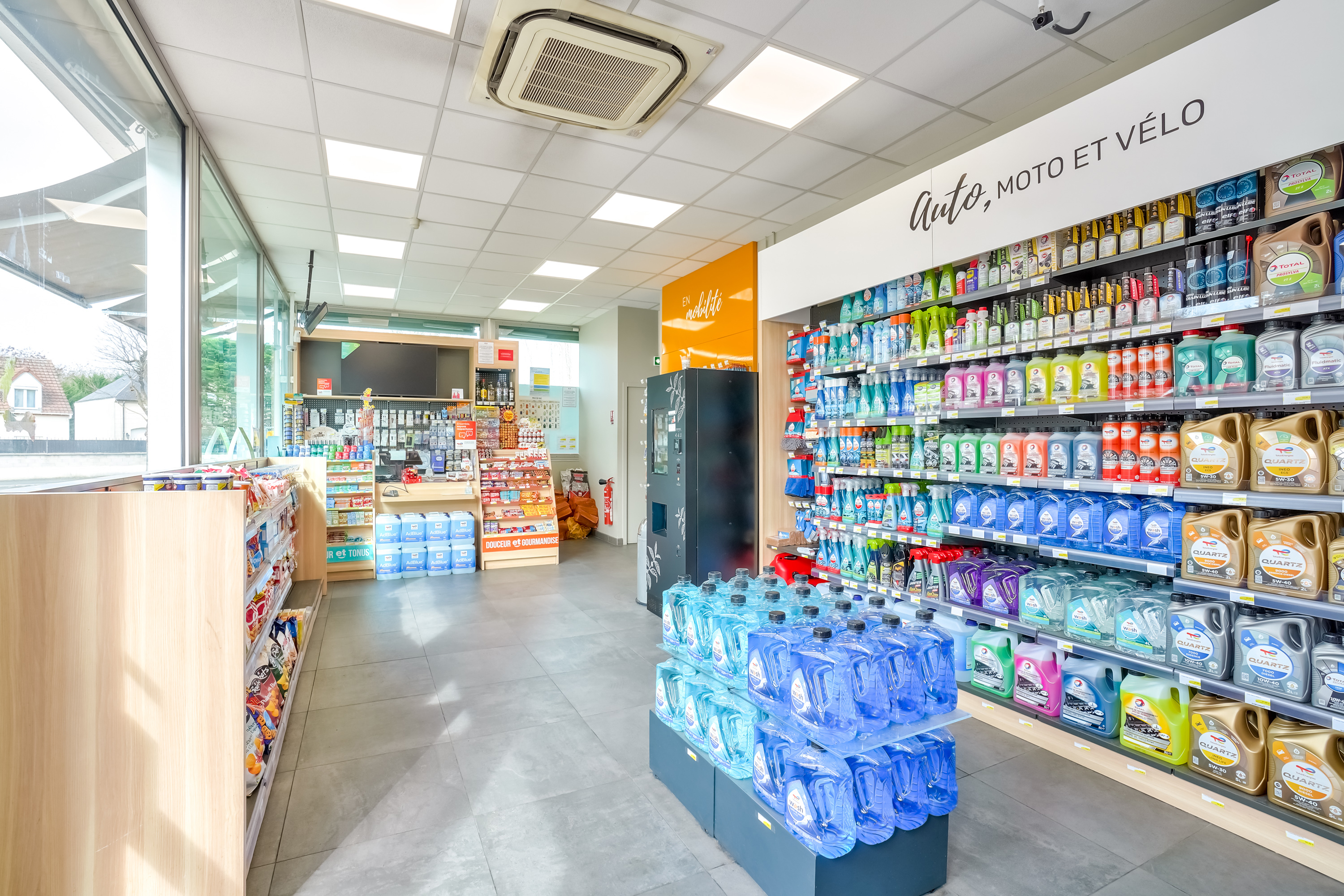 This is a picture representing NF042031 (FUELING) - RELAIS ST BRICE SOUS FORET