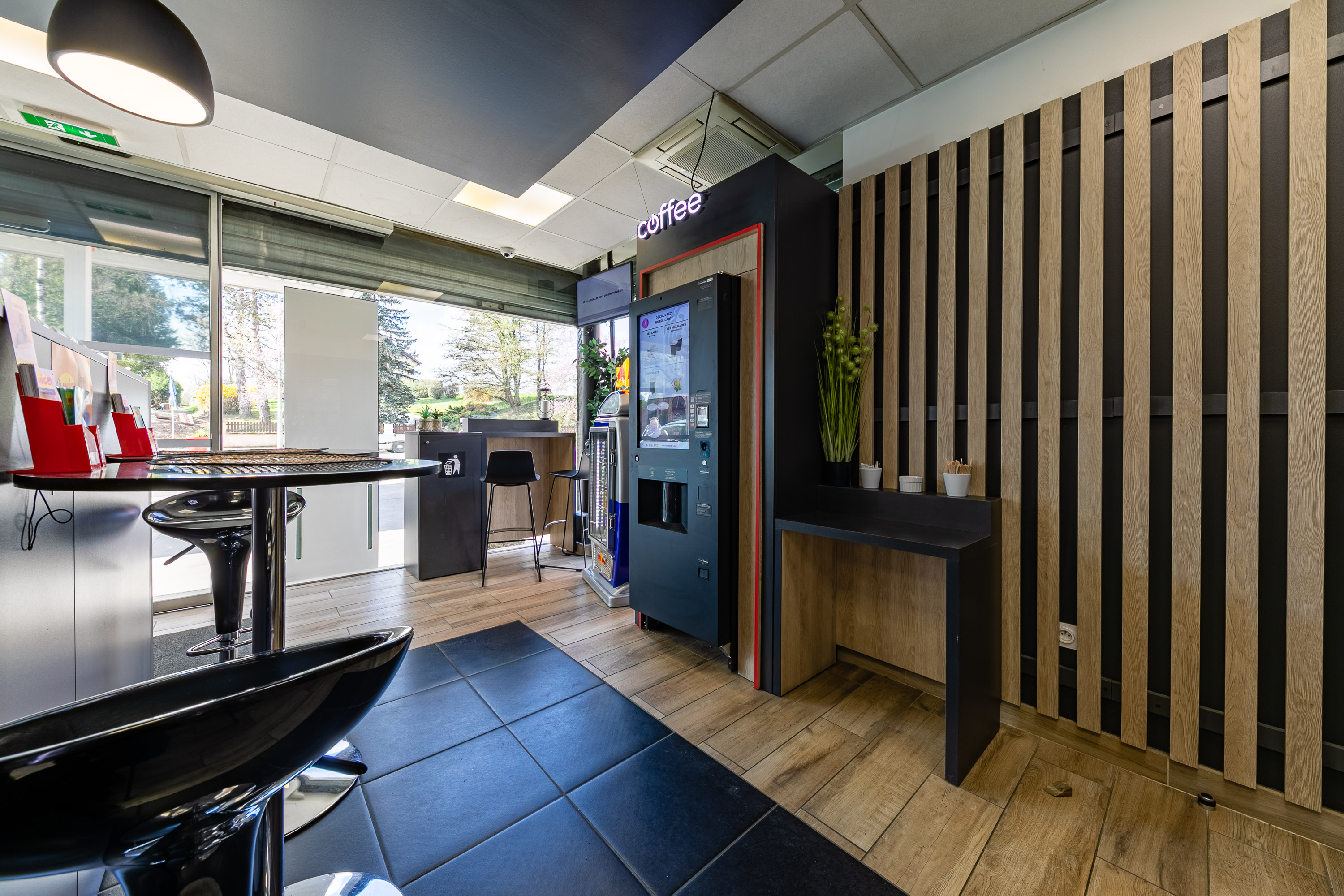 This is a picture representing NF003608 (FUELING) - ETS KUENTZ BIX