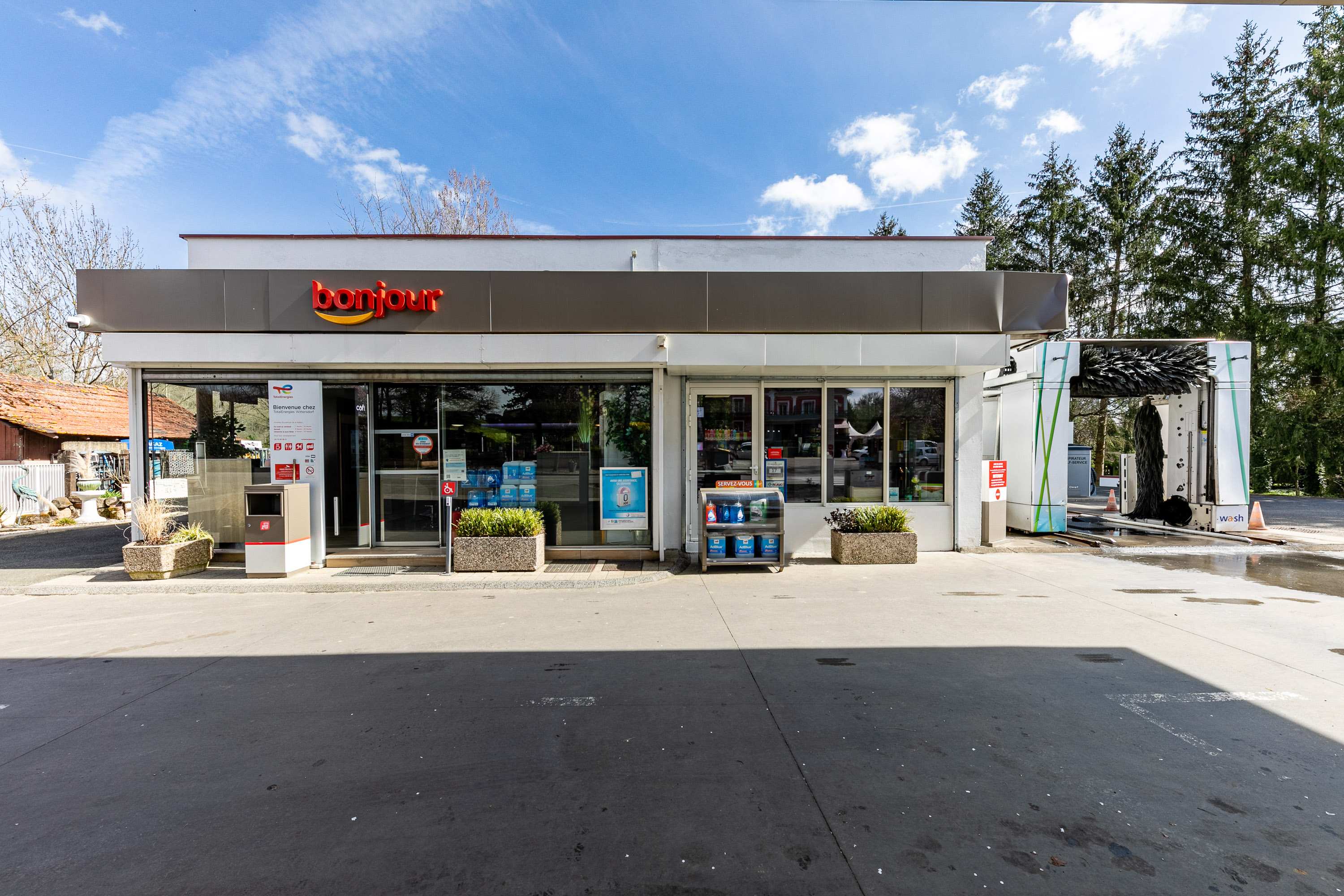 This is a picture representing NF003608 (FUELING) - ETS KUENTZ BIX