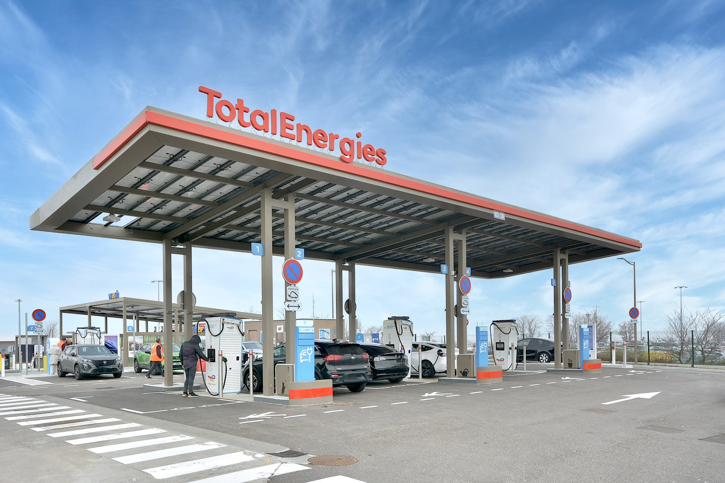 This is a picture representing NF059710 (FUELING) - REL.LYON - ST EXUPERY