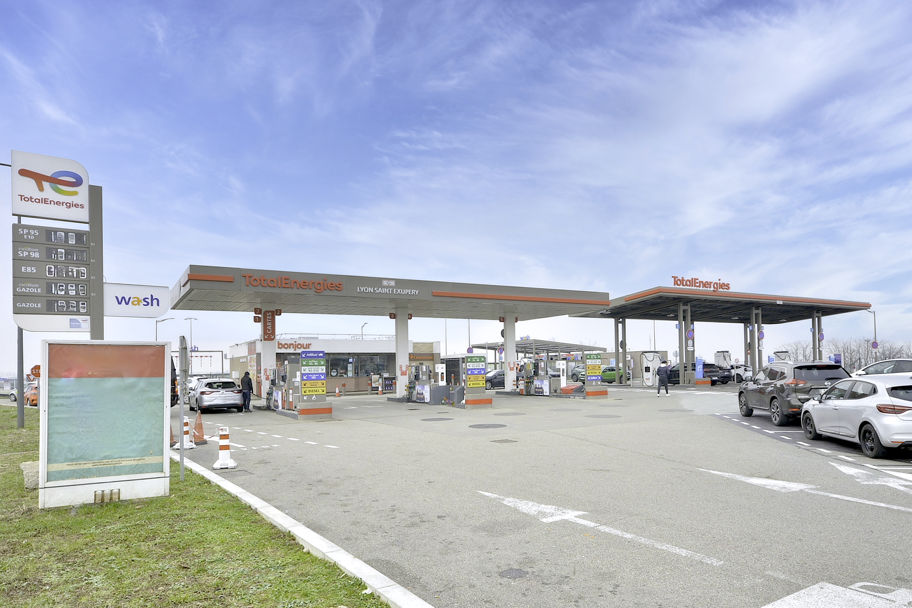 This is a picture representing NF059710 (FUELING) - REL.LYON - ST EXUPERY