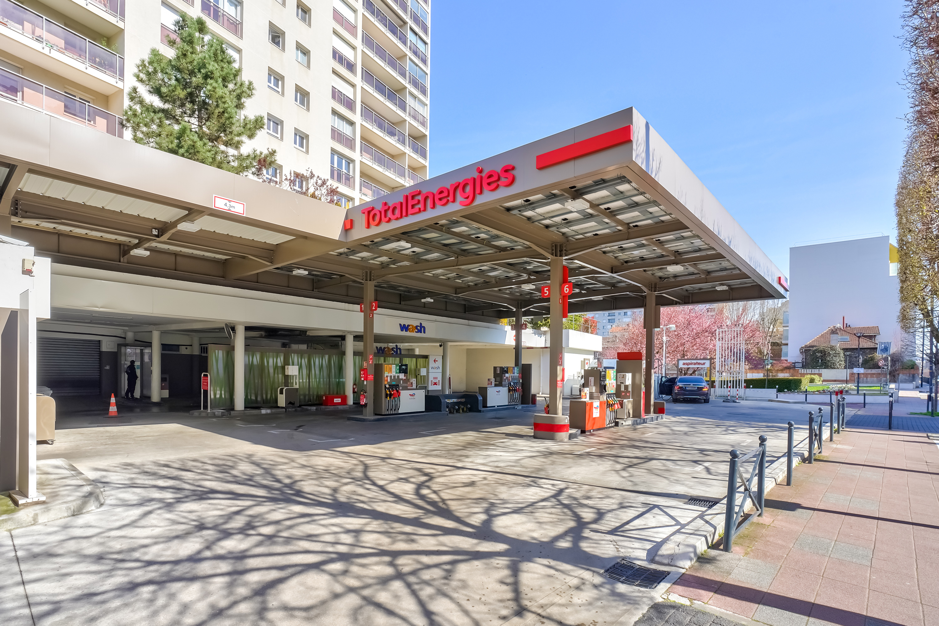 This is a picture representing NF059725 (FUELING) - RELAIS DU PLATEAU This is a picture representing NF059725 (FUELING) - RELAIS DU PLATEAU