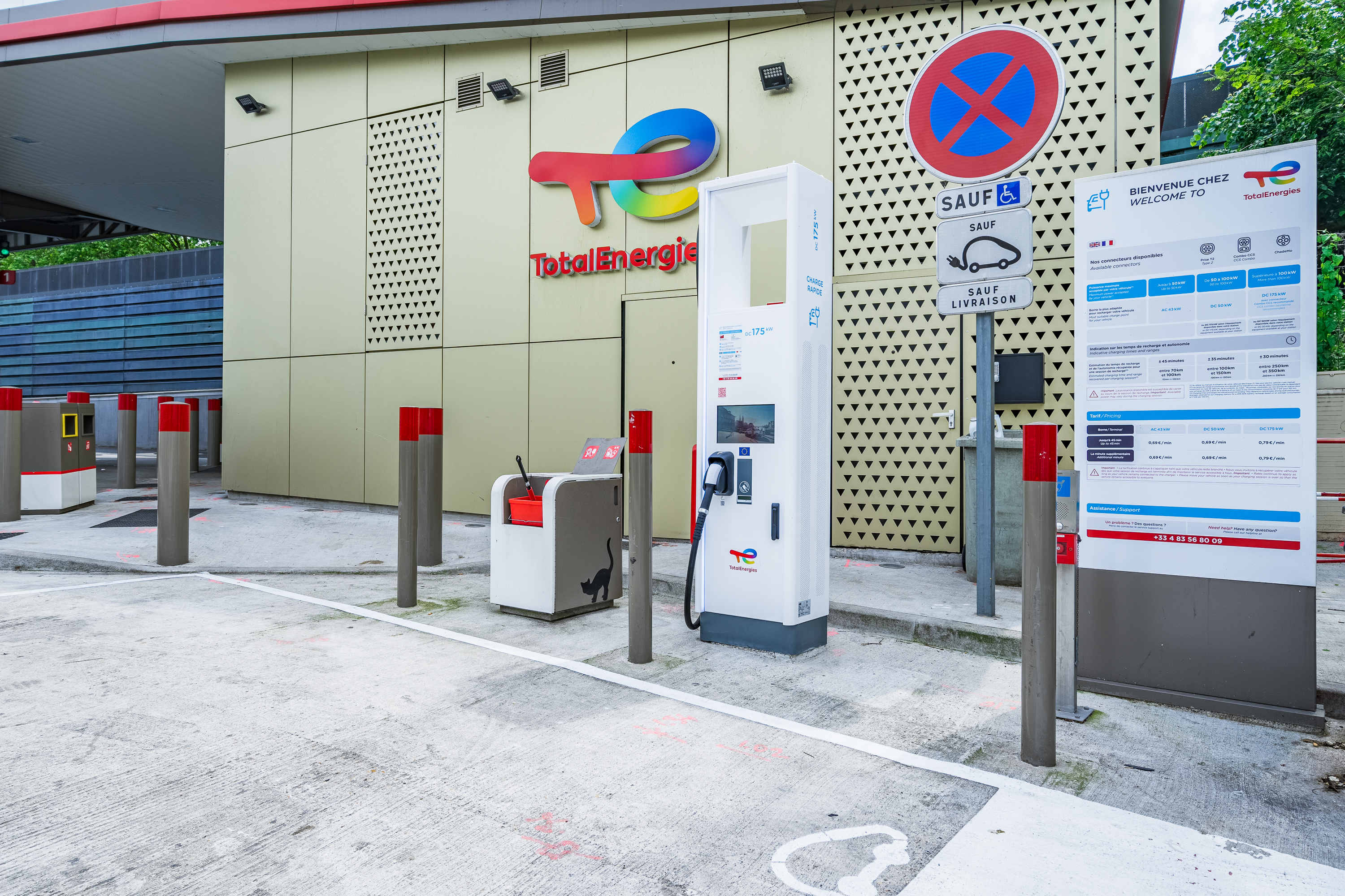 This is a picture representing NF078062 (FUELING) - RELAIS DU PERIPH. INTERIEUR