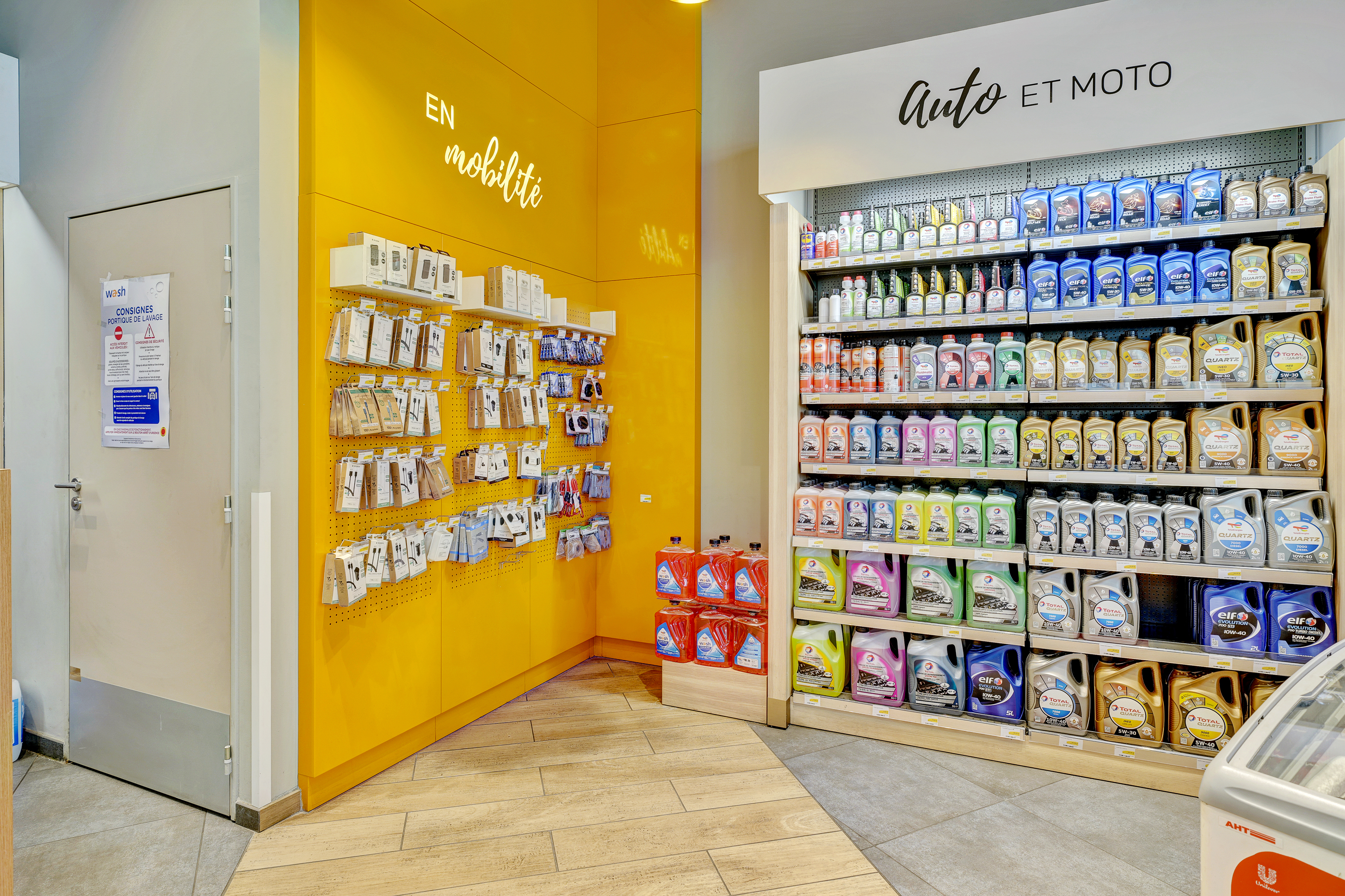 This is a picture representing NF078062 (FUELING) - RELAIS DU PERIPH. INTERIEUR