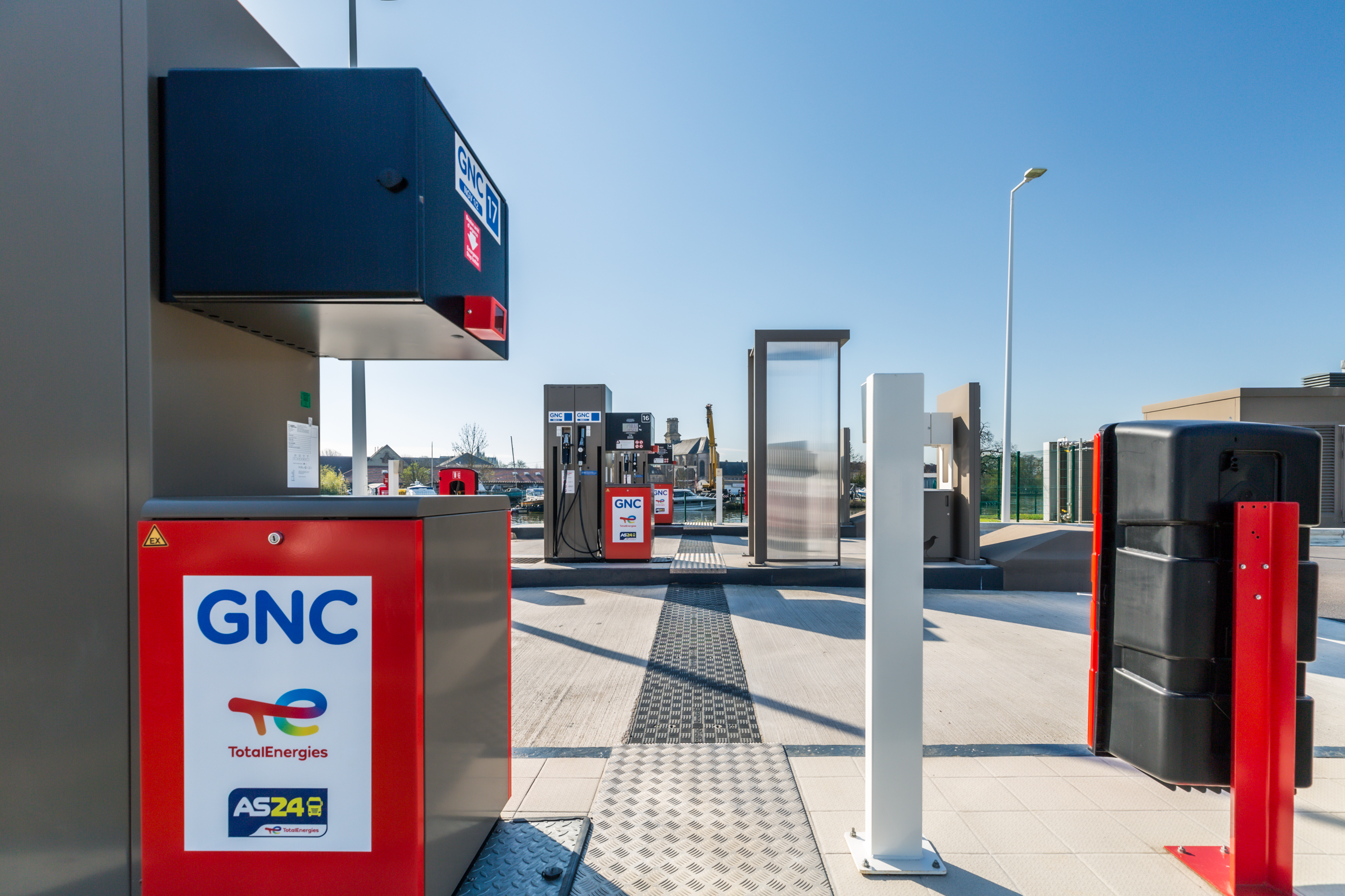 This is a picture representing NF037072 (FUELING) - RELAIS PORT MAZEROLLE This is a picture representing NF037072 (FUELING) - RELAIS PORT MAZEROLLE
