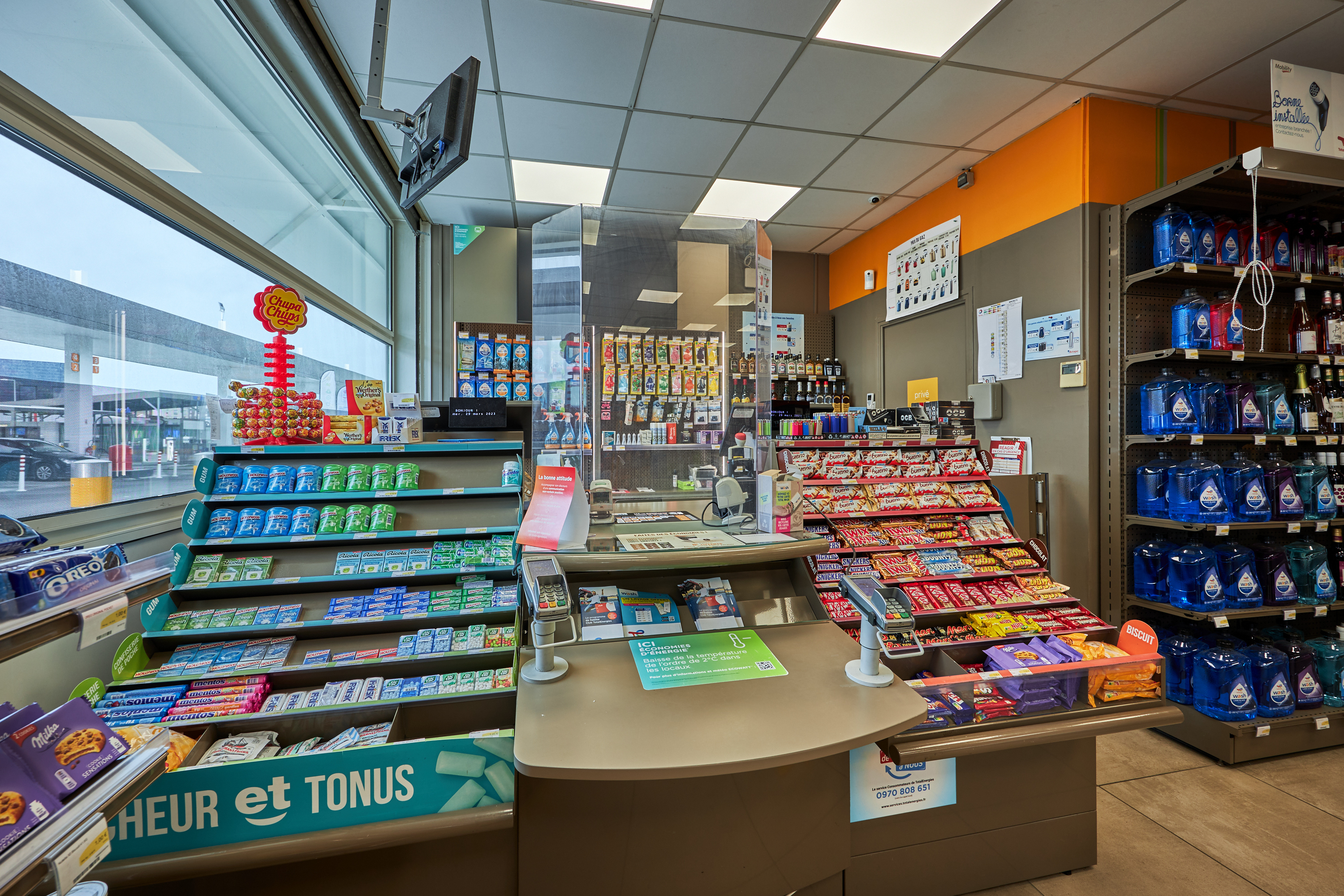 This is a picture representing NF078171 (FUELING) - RELAIS AMIRAL MOUCHEZ