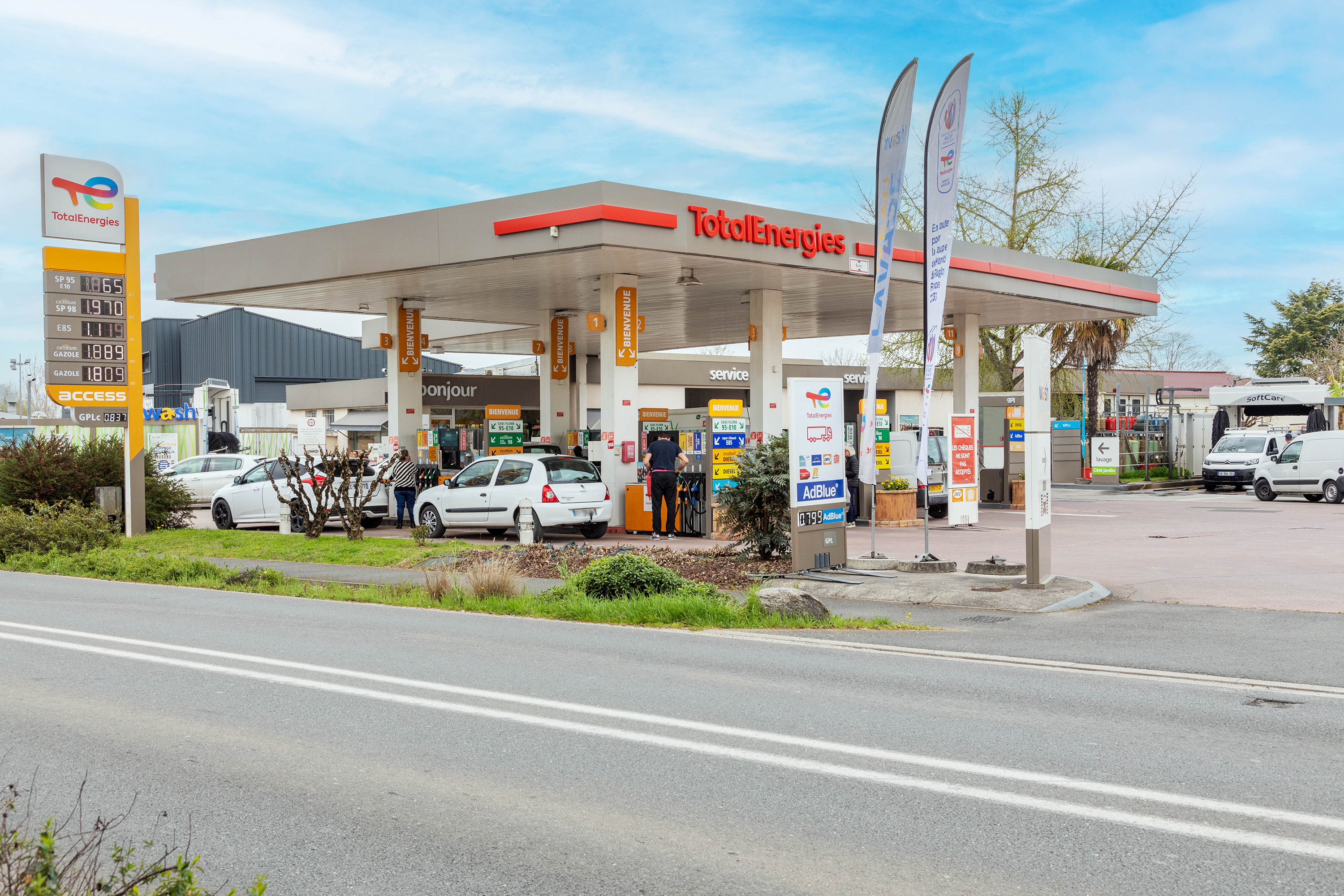 This is a picture representing NF024377 (FUELING) - SARL STATION PEJEAN