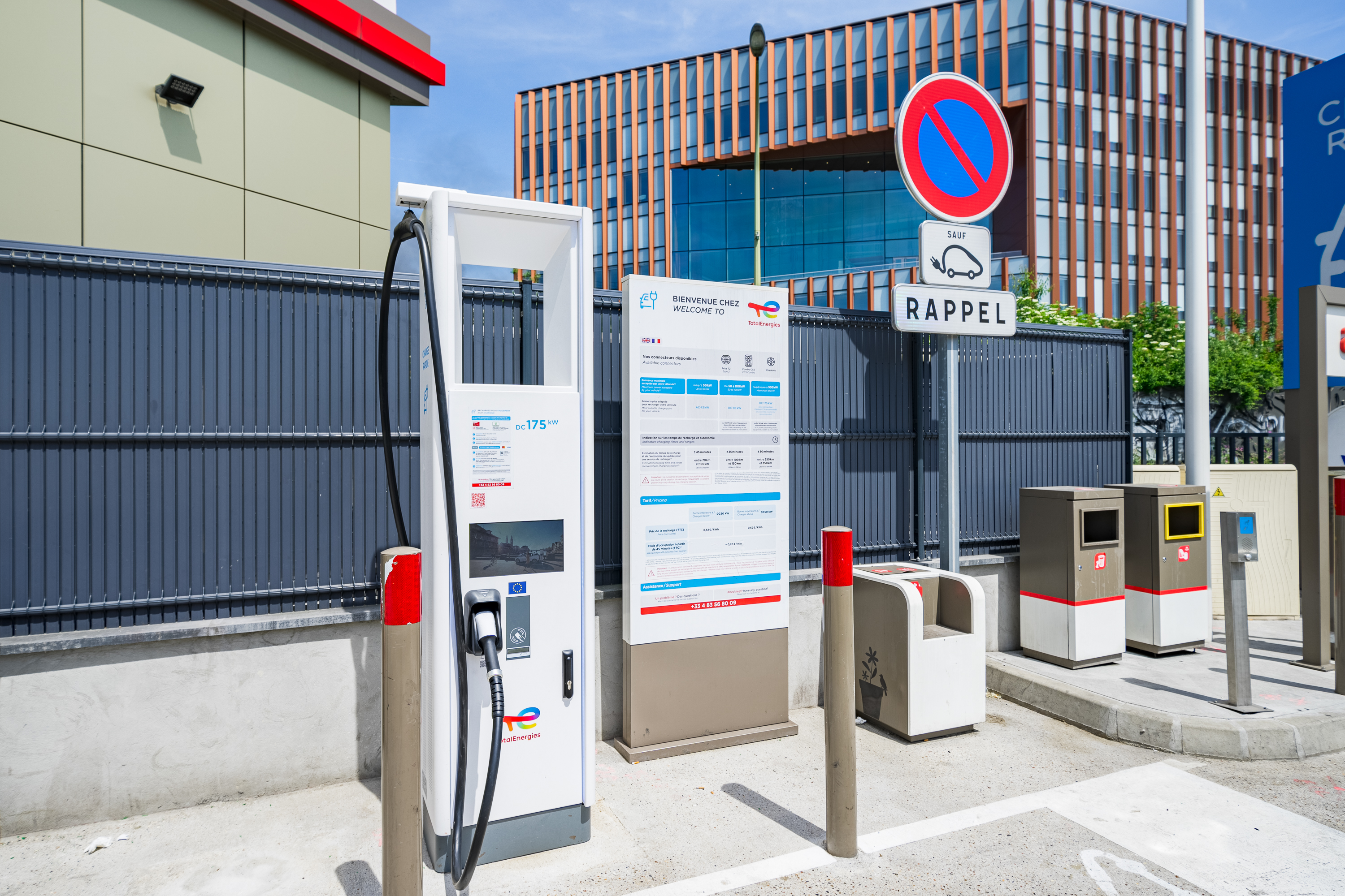 This is a picture representing NF078061 (FUELING) - RELAIS DU PERIPH. EXTERIEUR