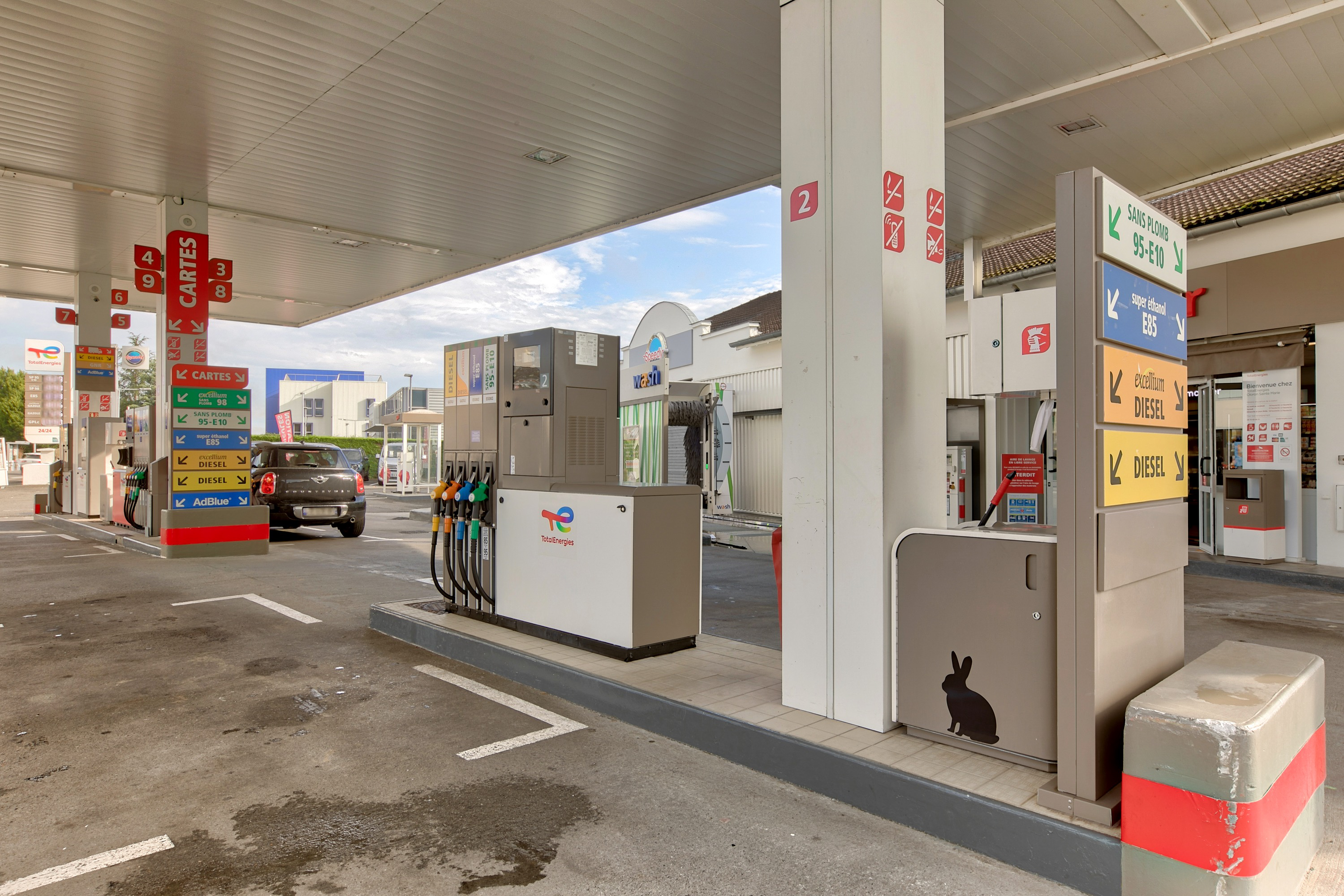 This is a picture representing NF001334 (FUELING) - SARL EXPL DES ETS GUIRAUD ET FILS