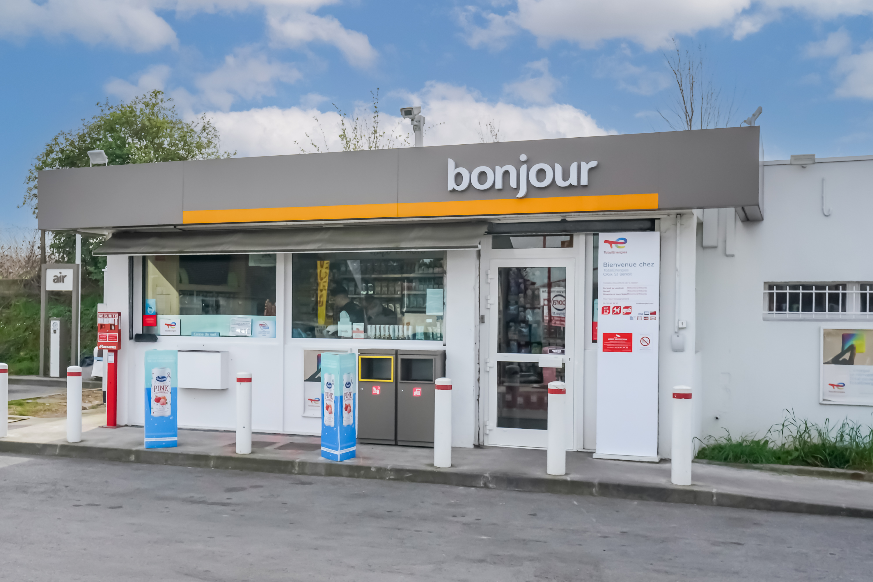 This is a picture representing NF078052 (FUELING) - RELAIS CROIX ST BENOIT