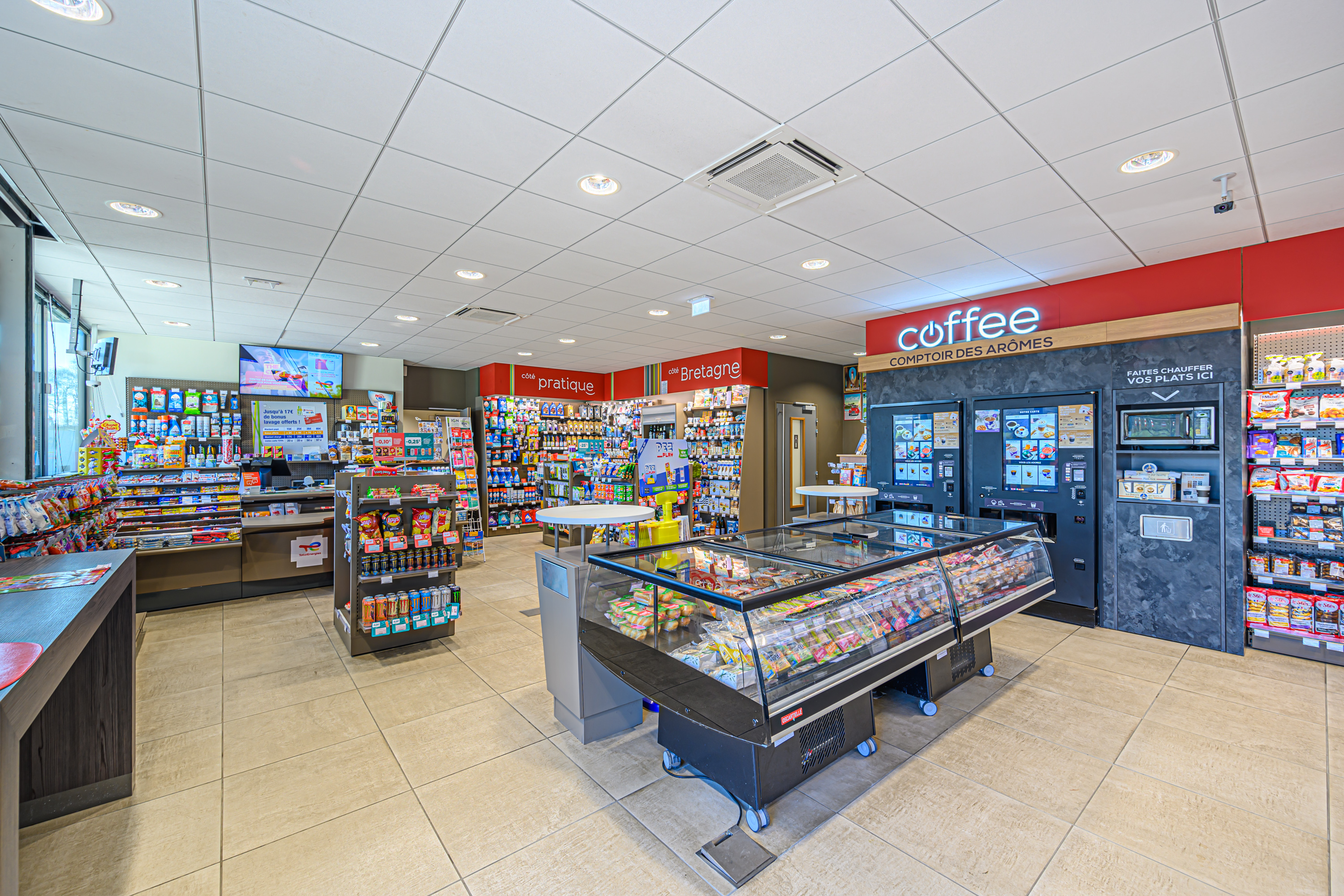 This is a picture representing NF042589 (FUELING) - RELAIS GUIDEL SUD