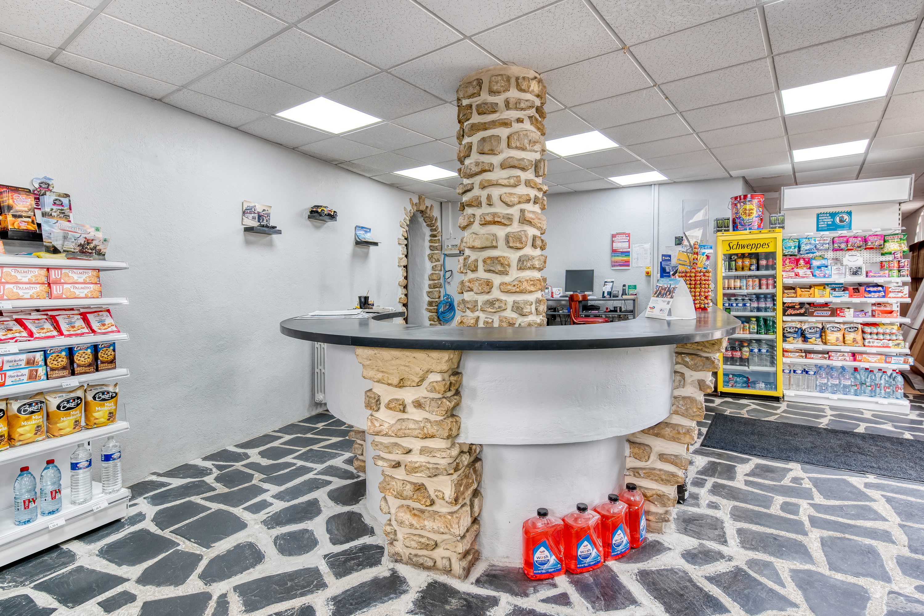 This is a picture representing NF043871 (FUELING) - SARL EMA