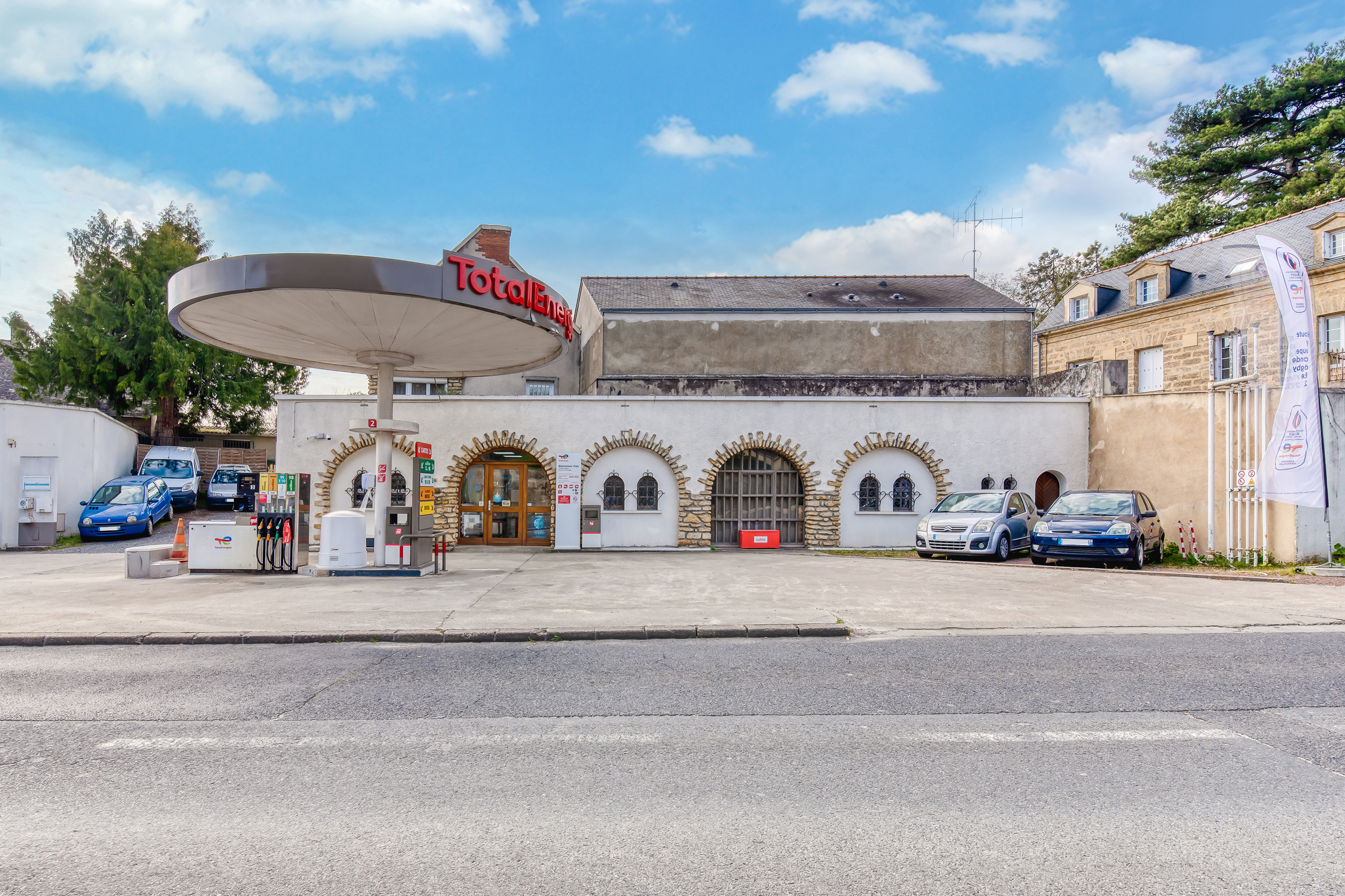 This is a picture representing NF043871 (FUELING) - SARL EMA