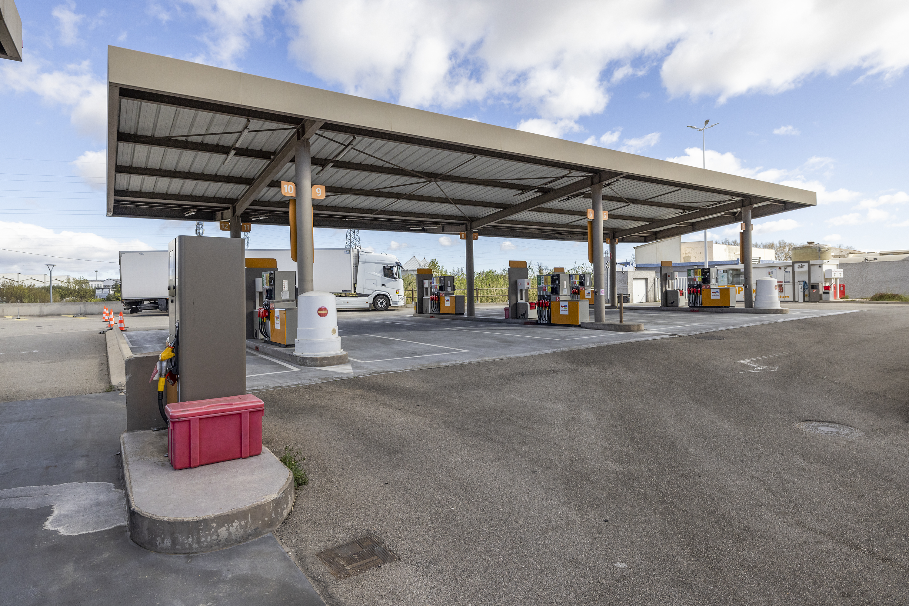 This is a picture representing NF080078 (FUELING) - CATALOGNE CARBURANTS SUD VL This is a picture representing NF080078 (FUELING) - CATALOGNE CARBURANTS SUD VL