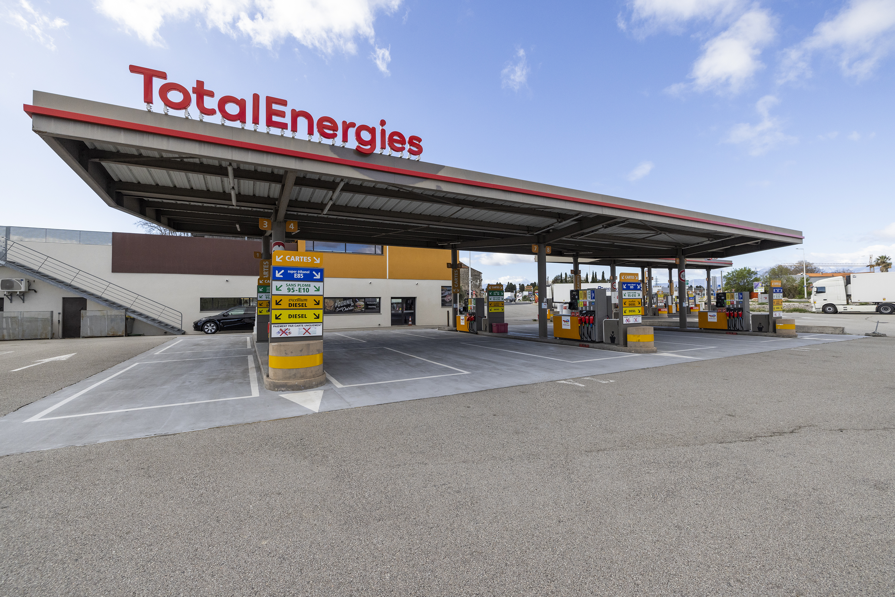 This is a picture representing NF080078 (FUELING) - CATALOGNE CARBURANTS SUD VL This is a picture representing NF080078 (FUELING) - CATALOGNE CARBURANTS SUD VL