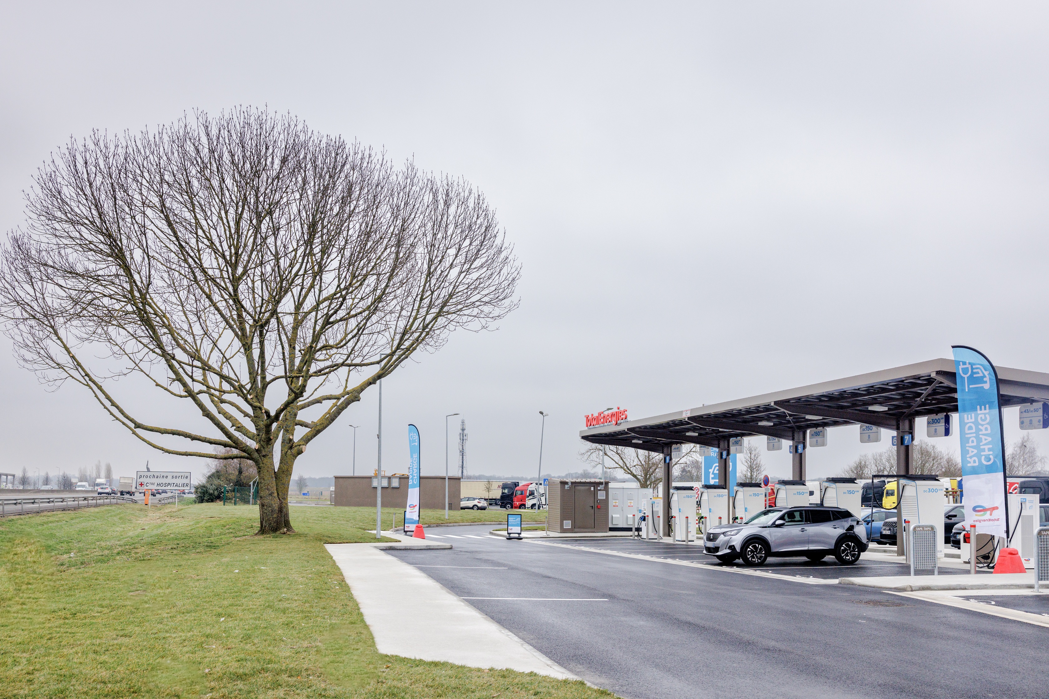 This is a picture representing NF062704 (FUELING) - REL.FERRIERES