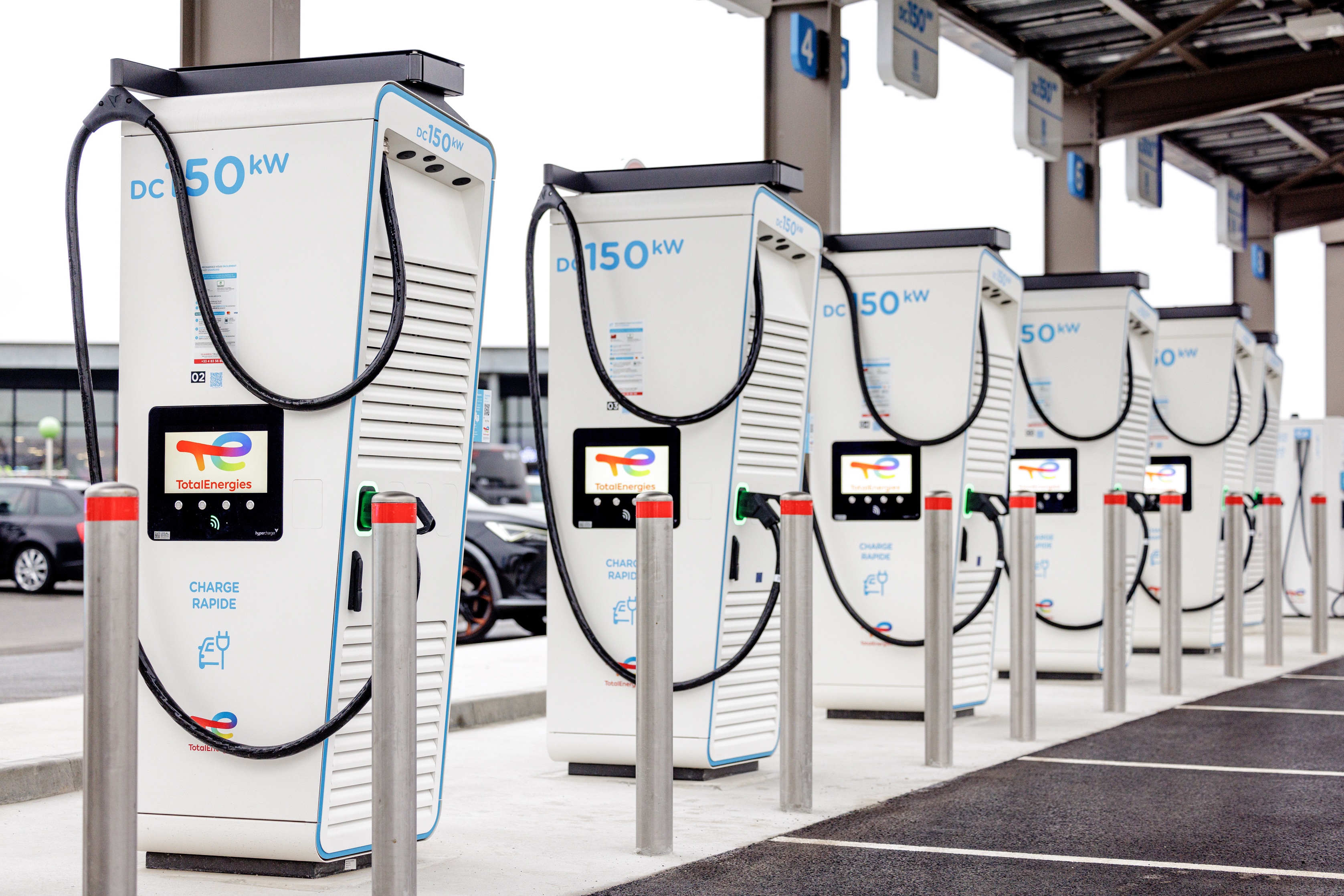 This is a picture representing NF062704 (FUELING) - REL.FERRIERES