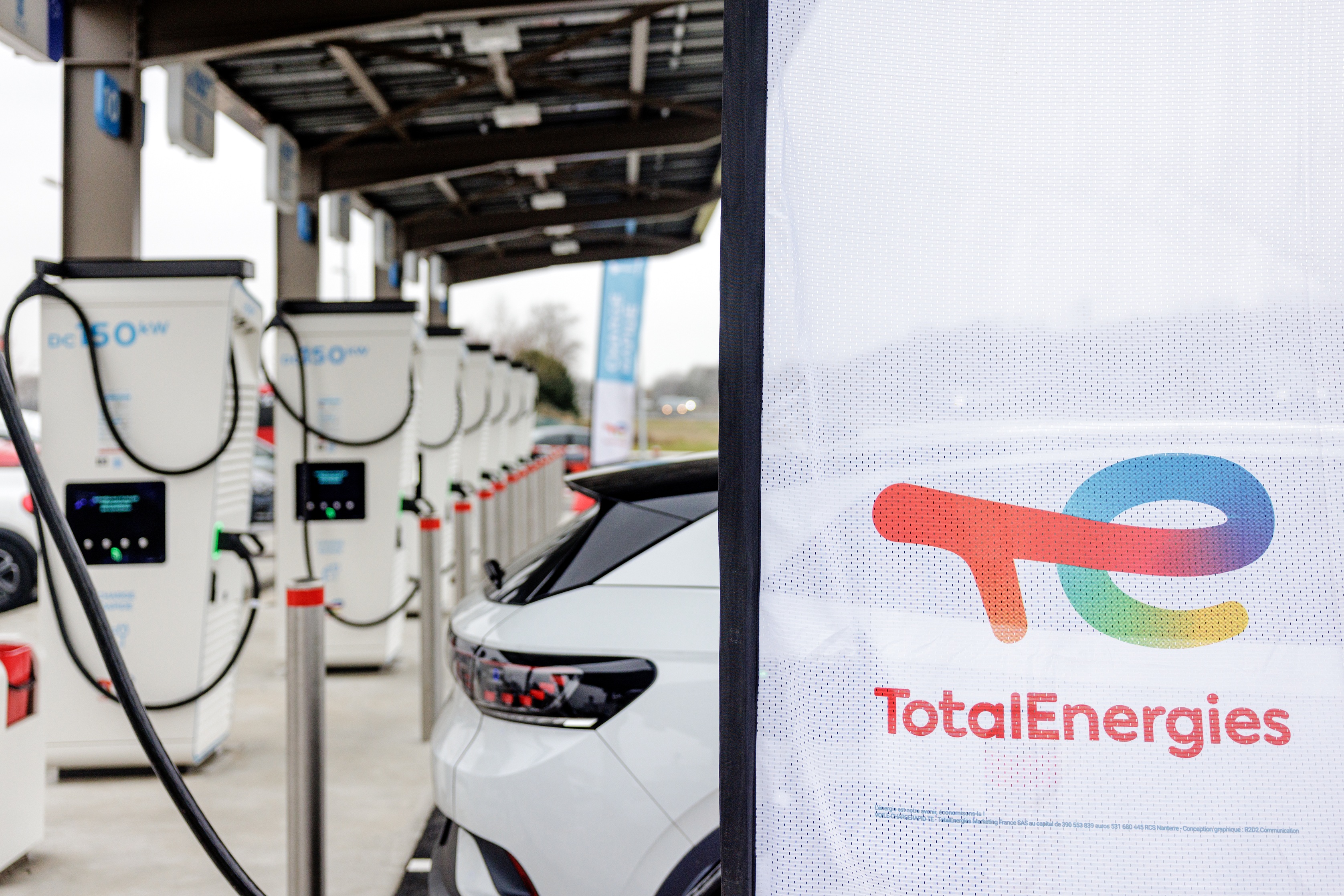 This is a picture representing NF062704 (FUELING) - REL.FERRIERES