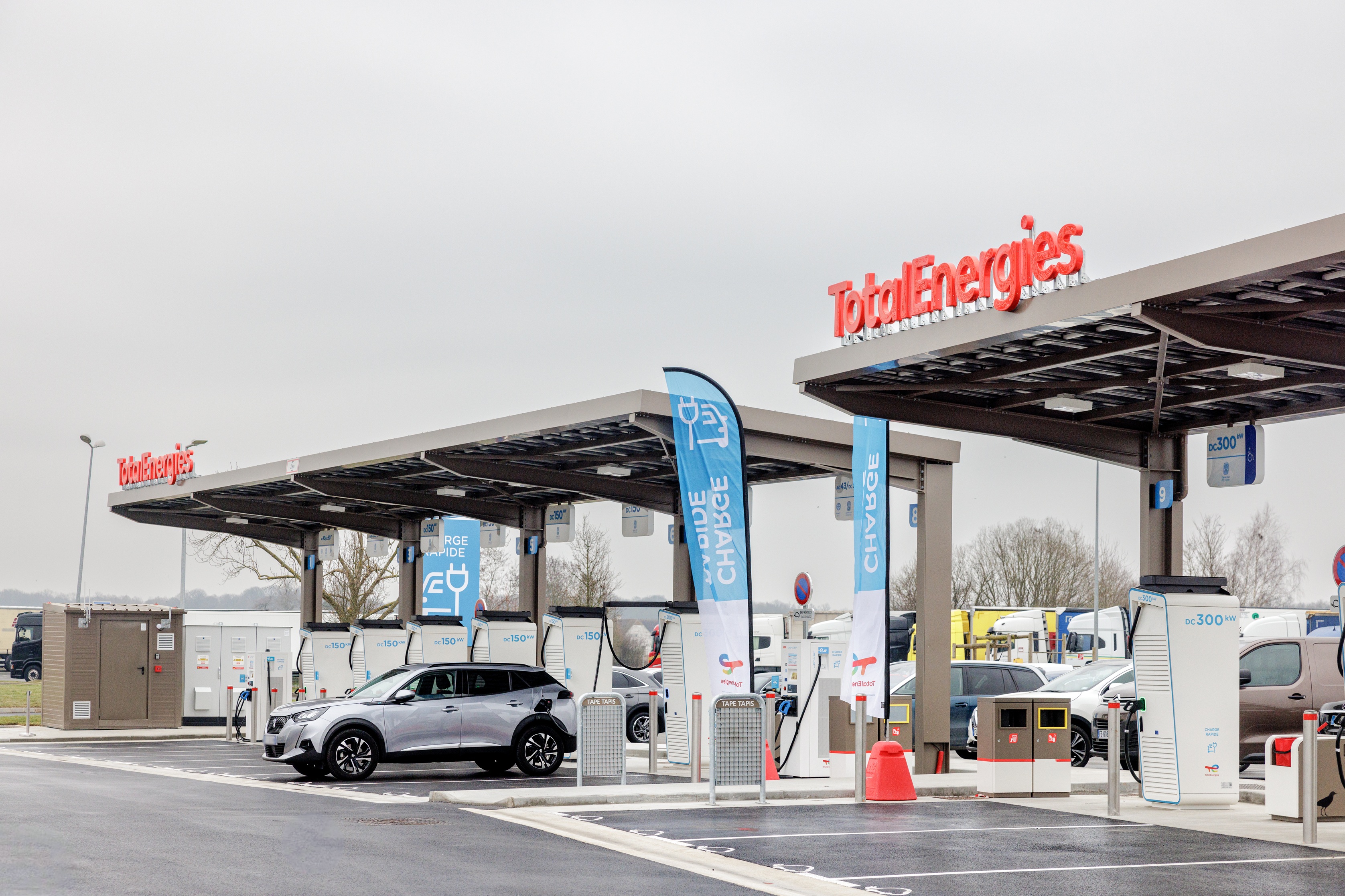 This is a picture representing NF062704 (FUELING) - REL.FERRIERES