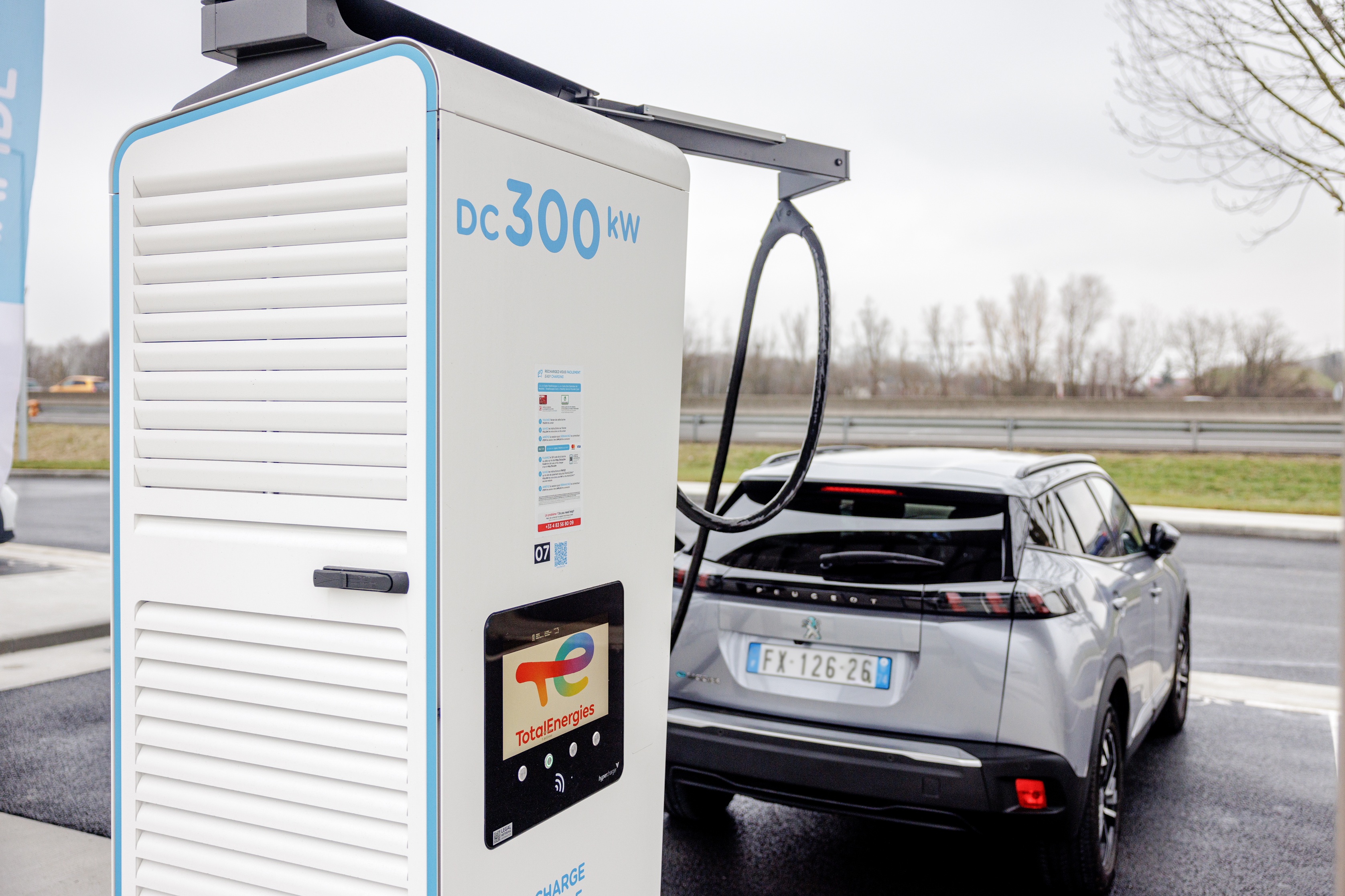 This is a picture representing NF062704 (FUELING) - REL.FERRIERES