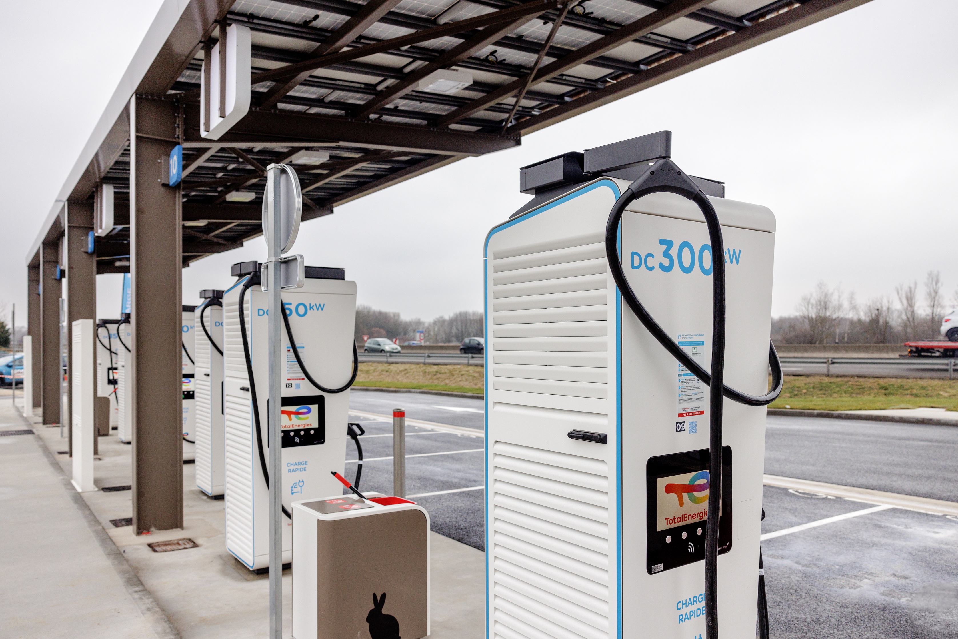 This is a picture representing NF062704 (FUELING) - REL.FERRIERES